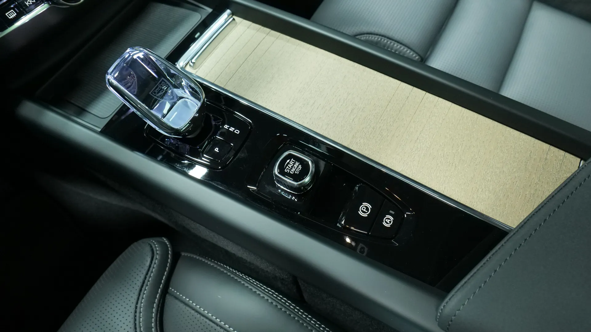 Autokuva 9 - NM-8741