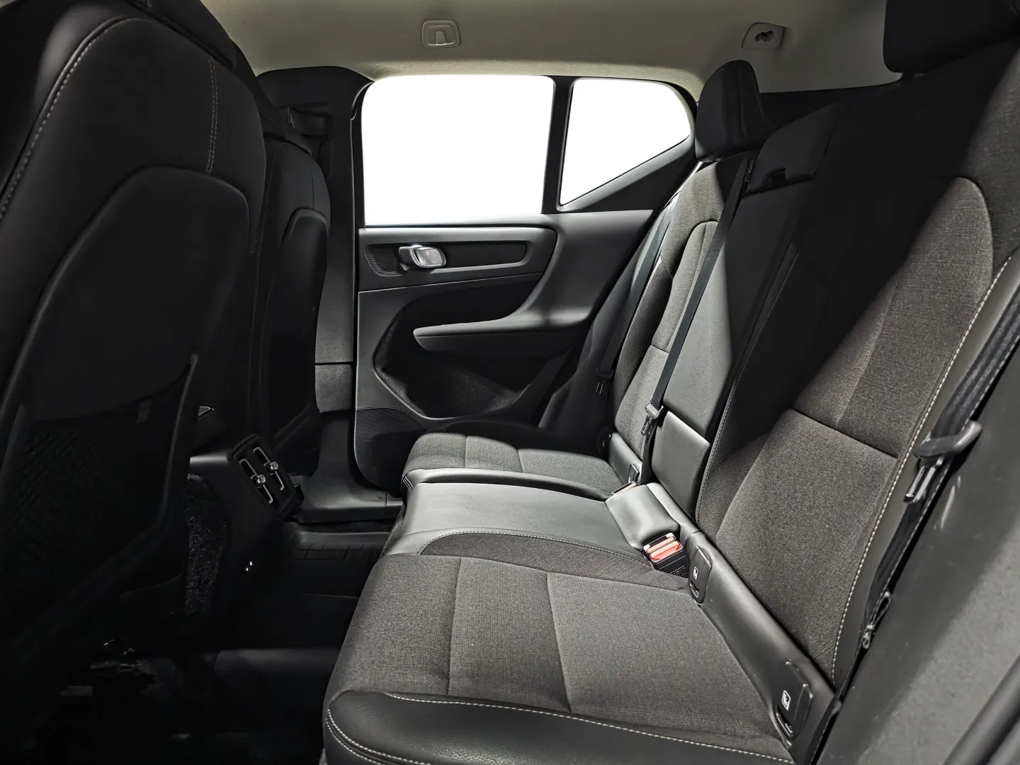 Autokuva 9 - NMA-619