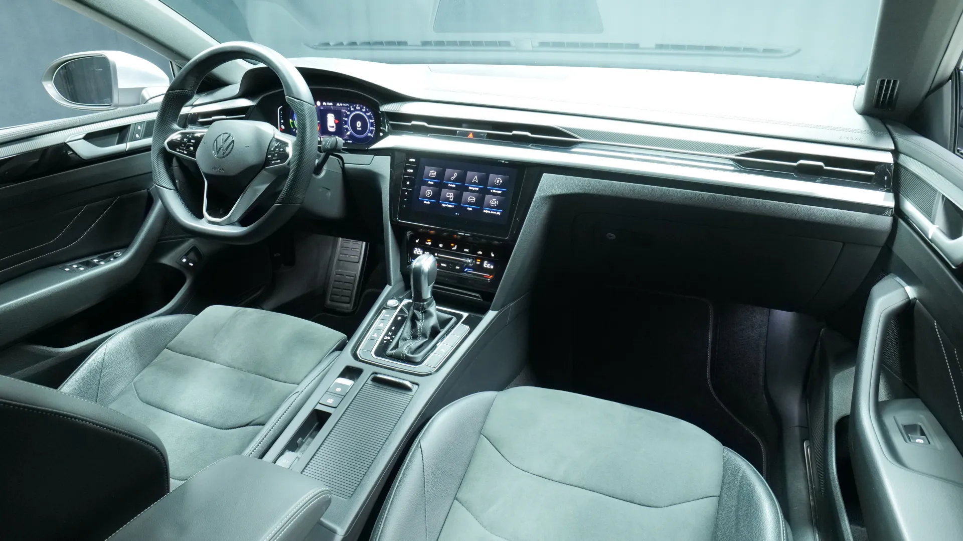 Autokuva 17 - NMJ-188