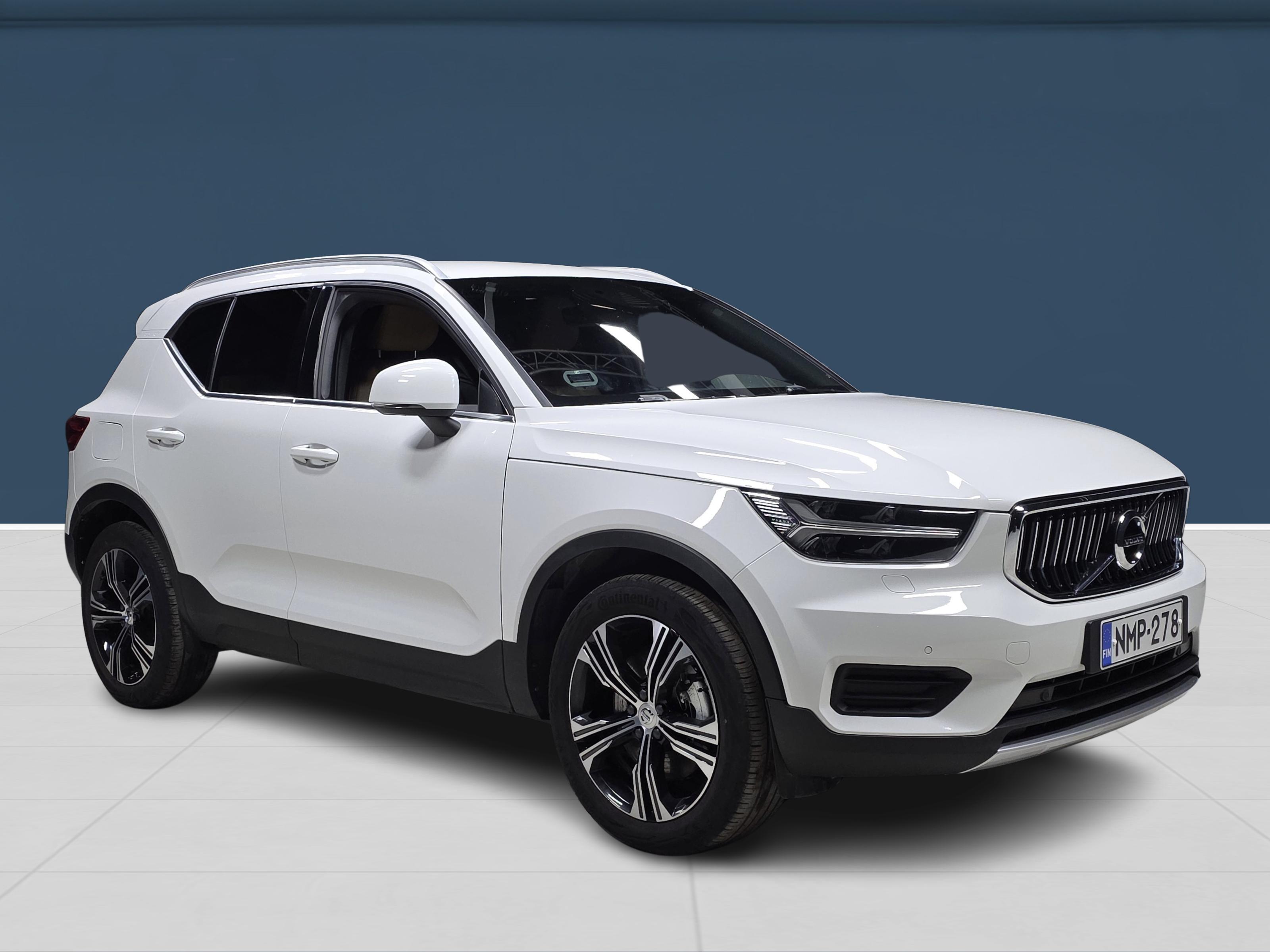 Volvo XC40 2022, photo 3/16