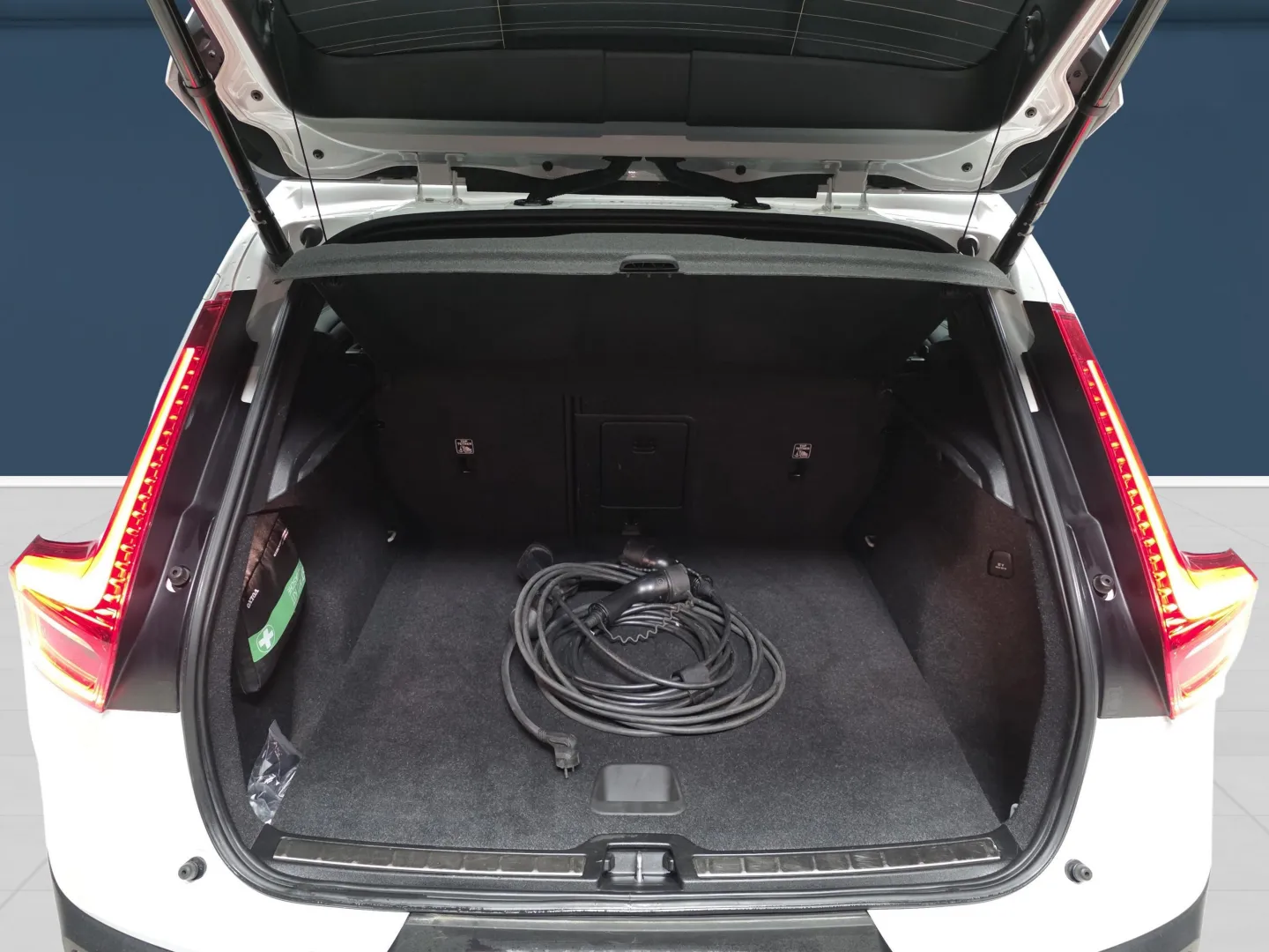 Autokuva 11 - NMP-278