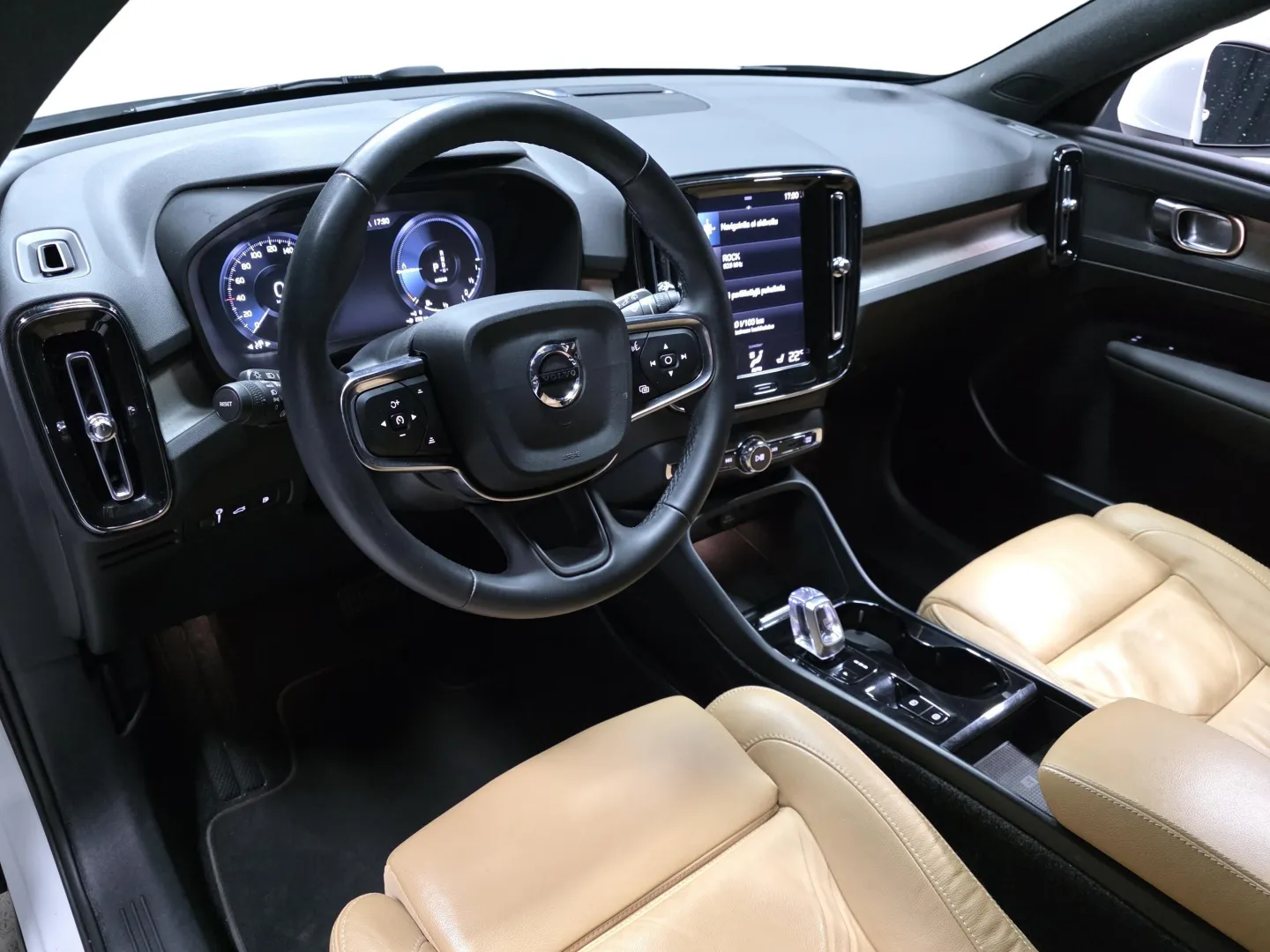 Autokuva 8 - NMP-278