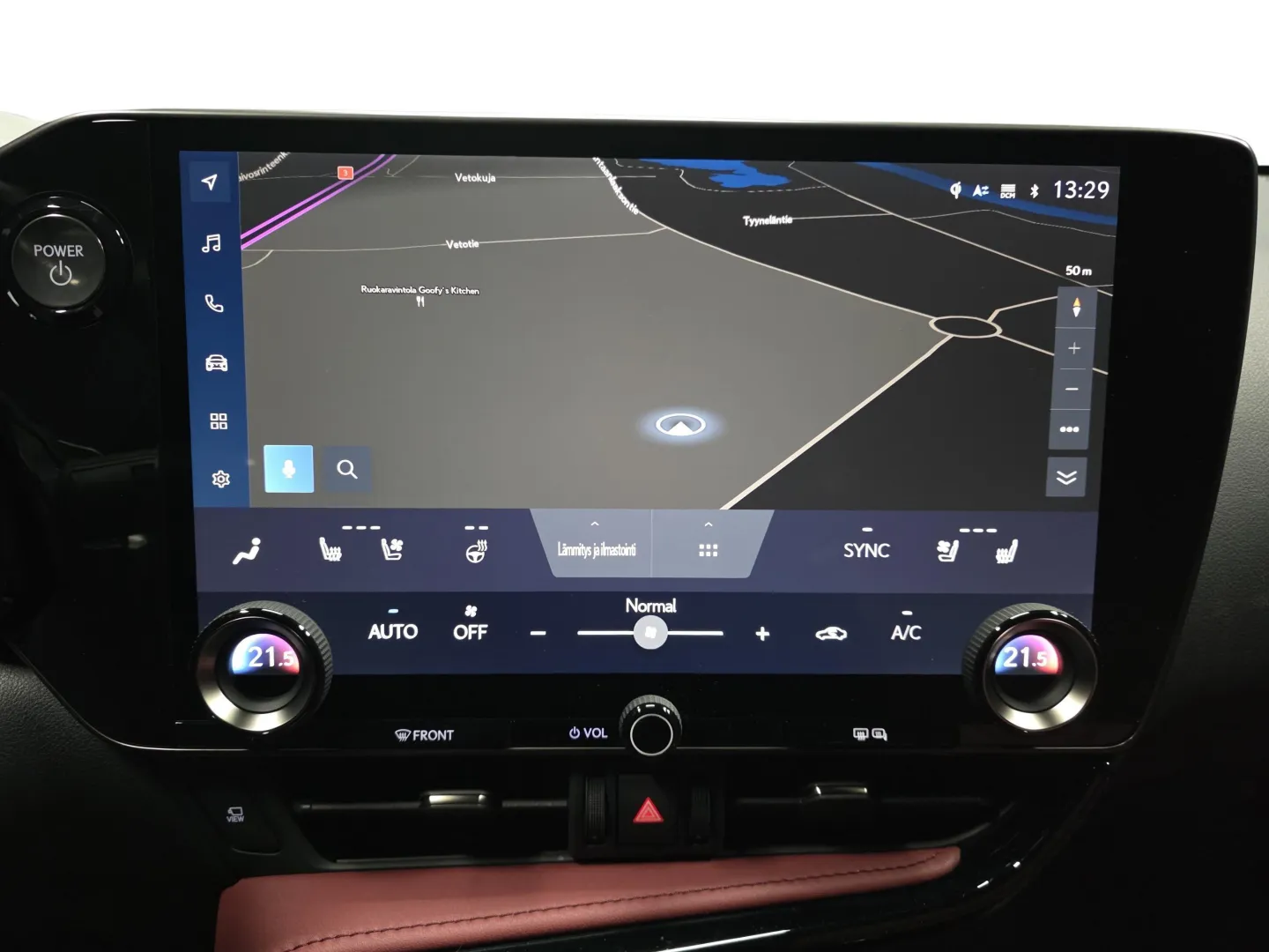 Autokuva 13 - NMS-808