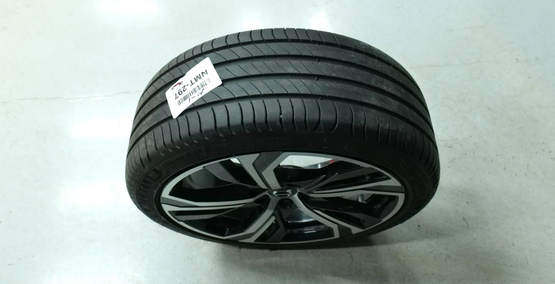 Autokuva 21 - NMT-297