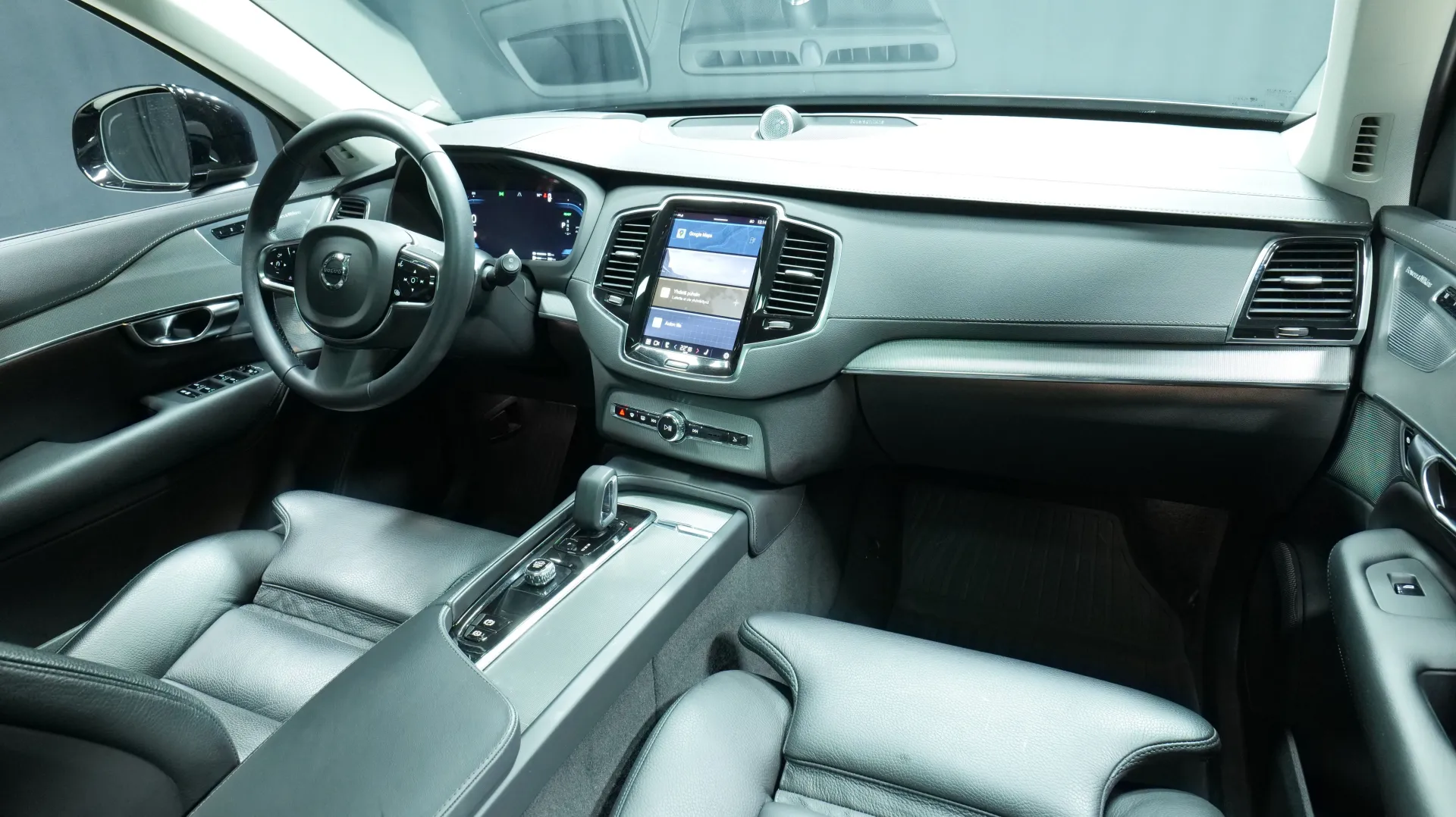 Autokuva 19 - NMT-408