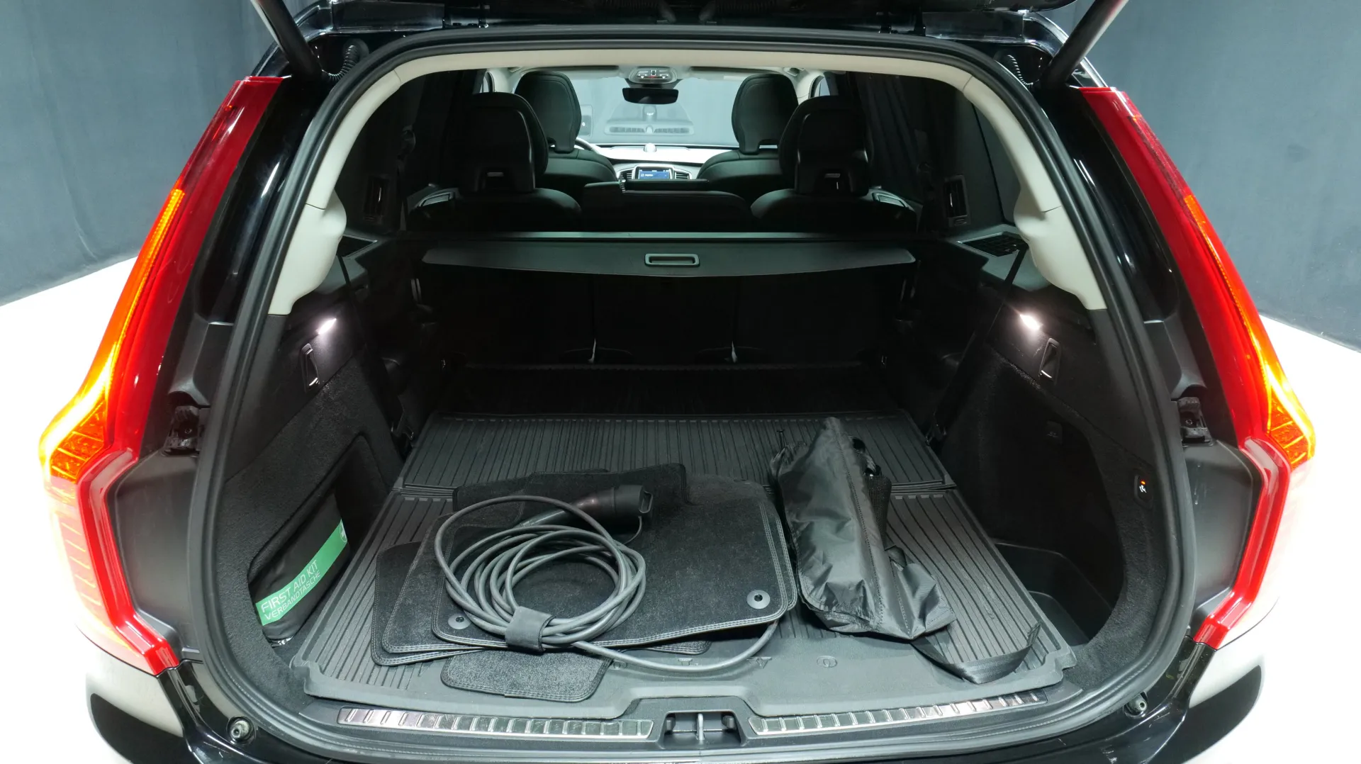 Autokuva 17 - NMT-408