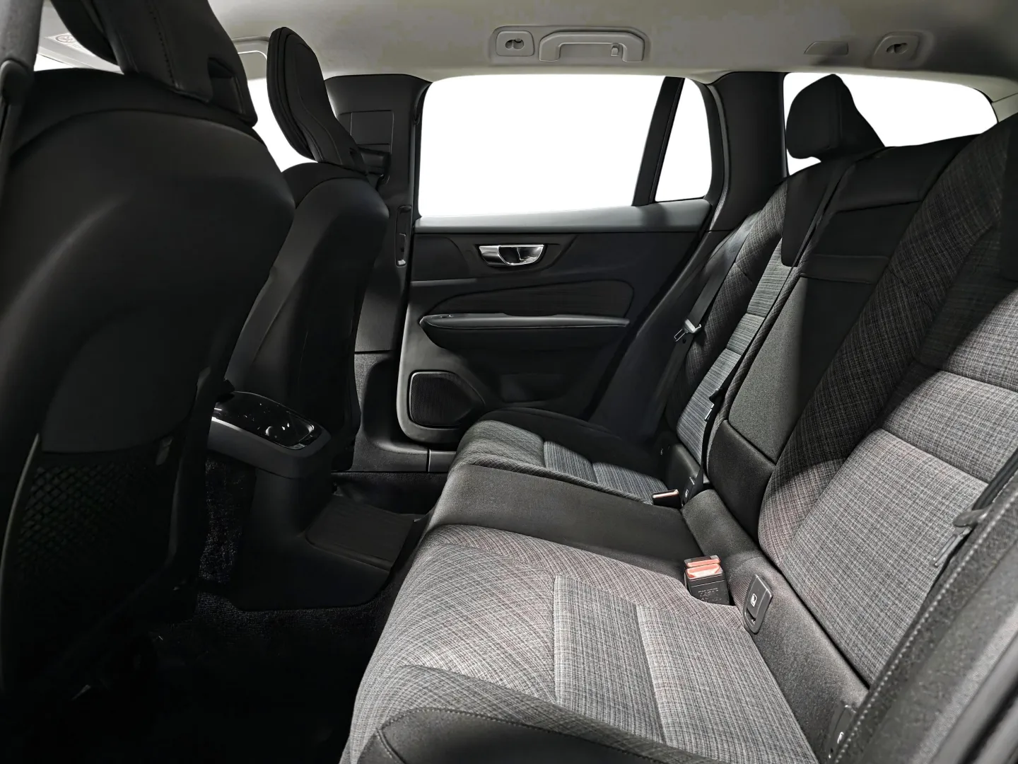 Autokuva 9 - NMU-681