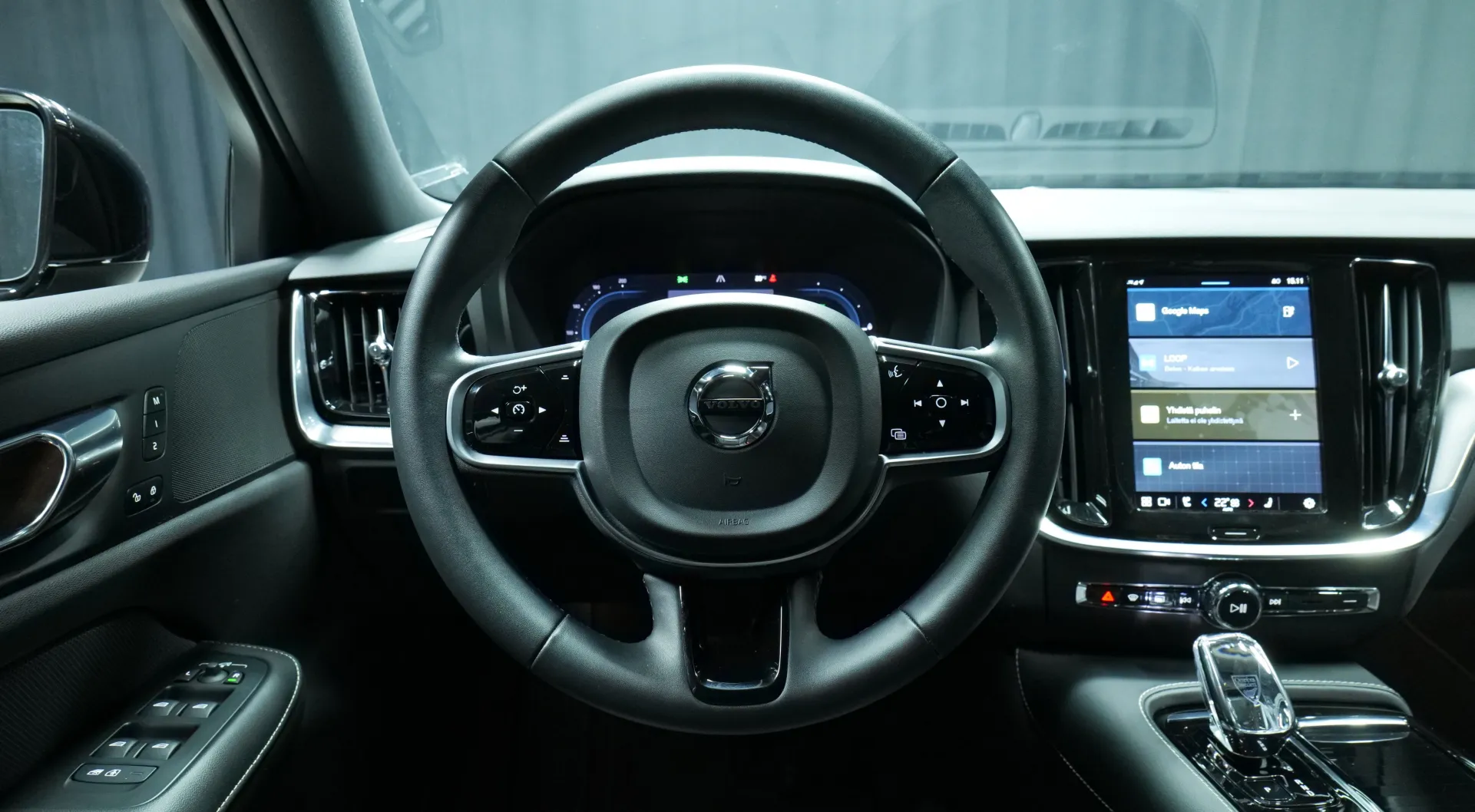 Autokuva 14 - NMV-995