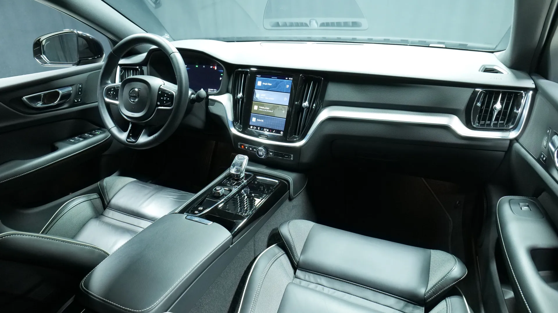 Autokuva 17 - NMV-995