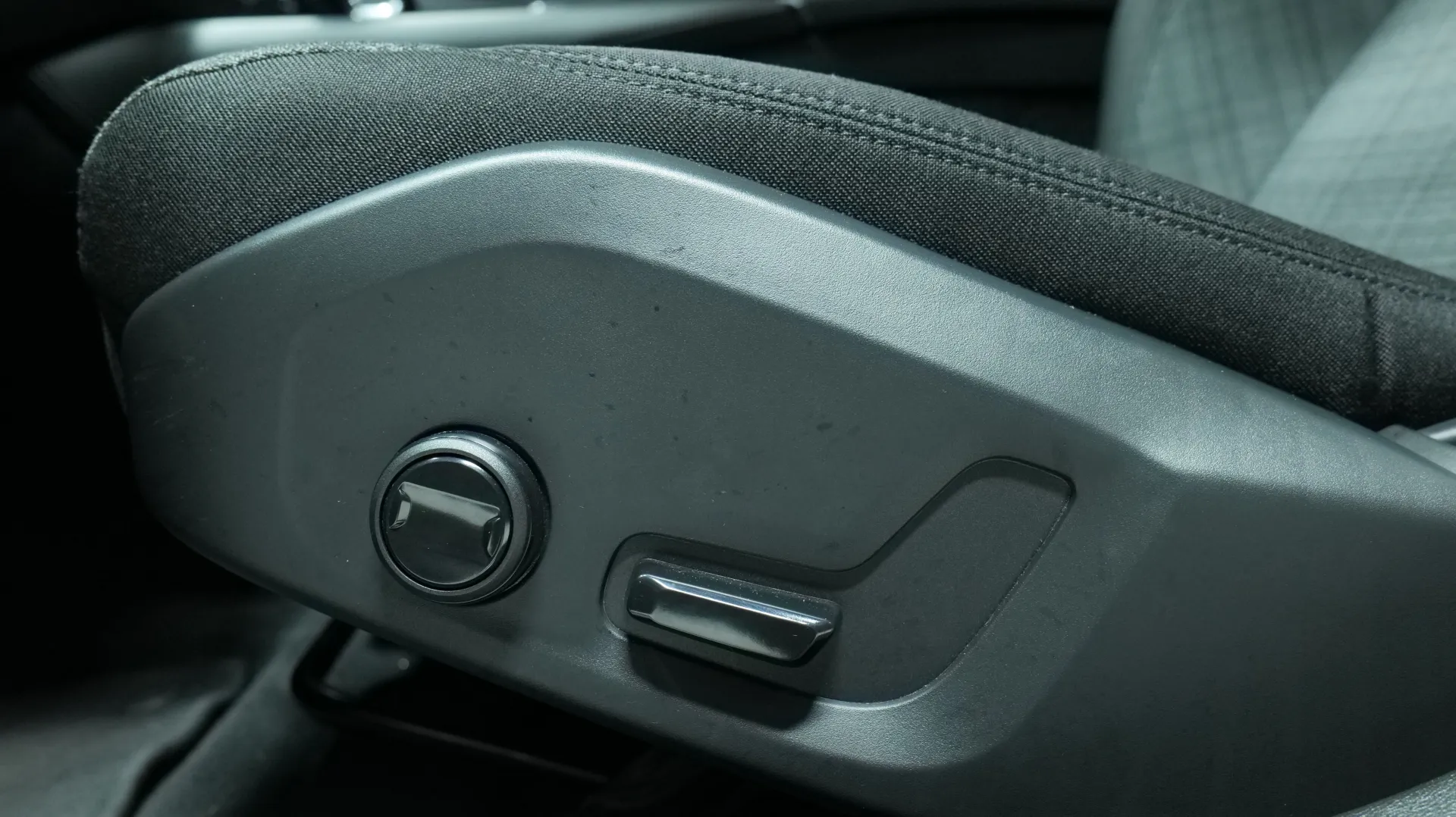 Autokuva 10 - NMX-652