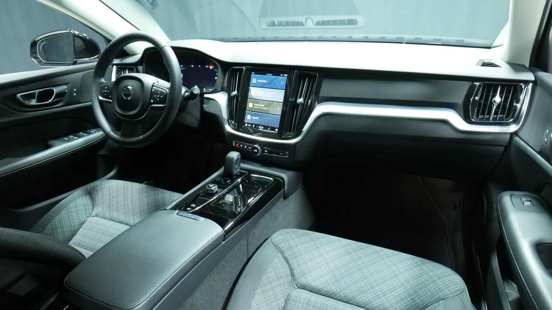 Autokuva 17 - NMX-652