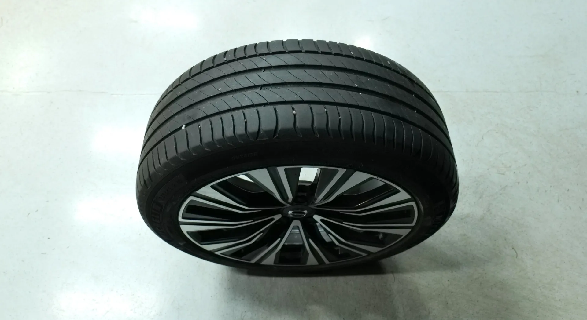 Autokuva 19 - NMX-652