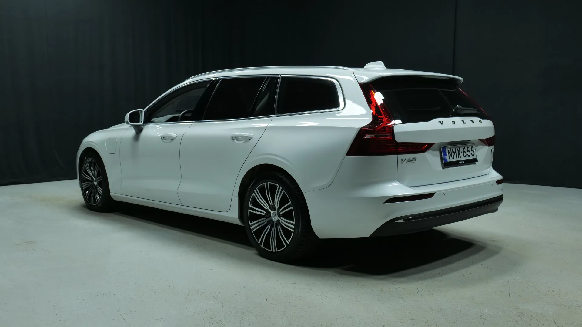 Autokuva 2 - NMX-655