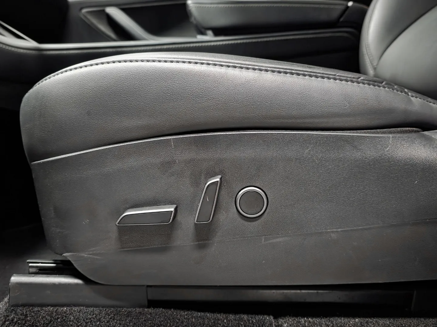 Autokuva 14 - NMX-849