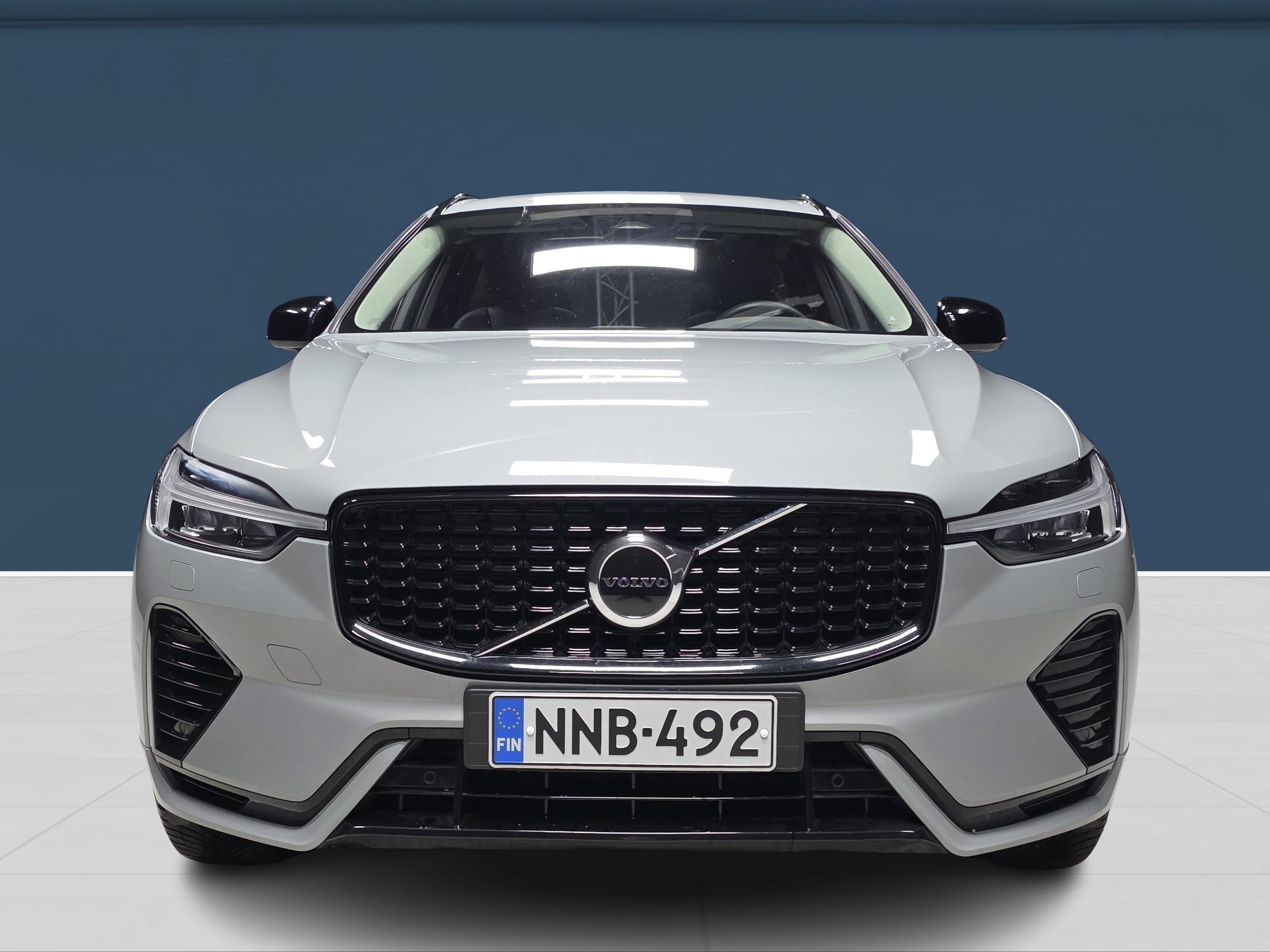 Volvo XC60 2024, photo 2/18