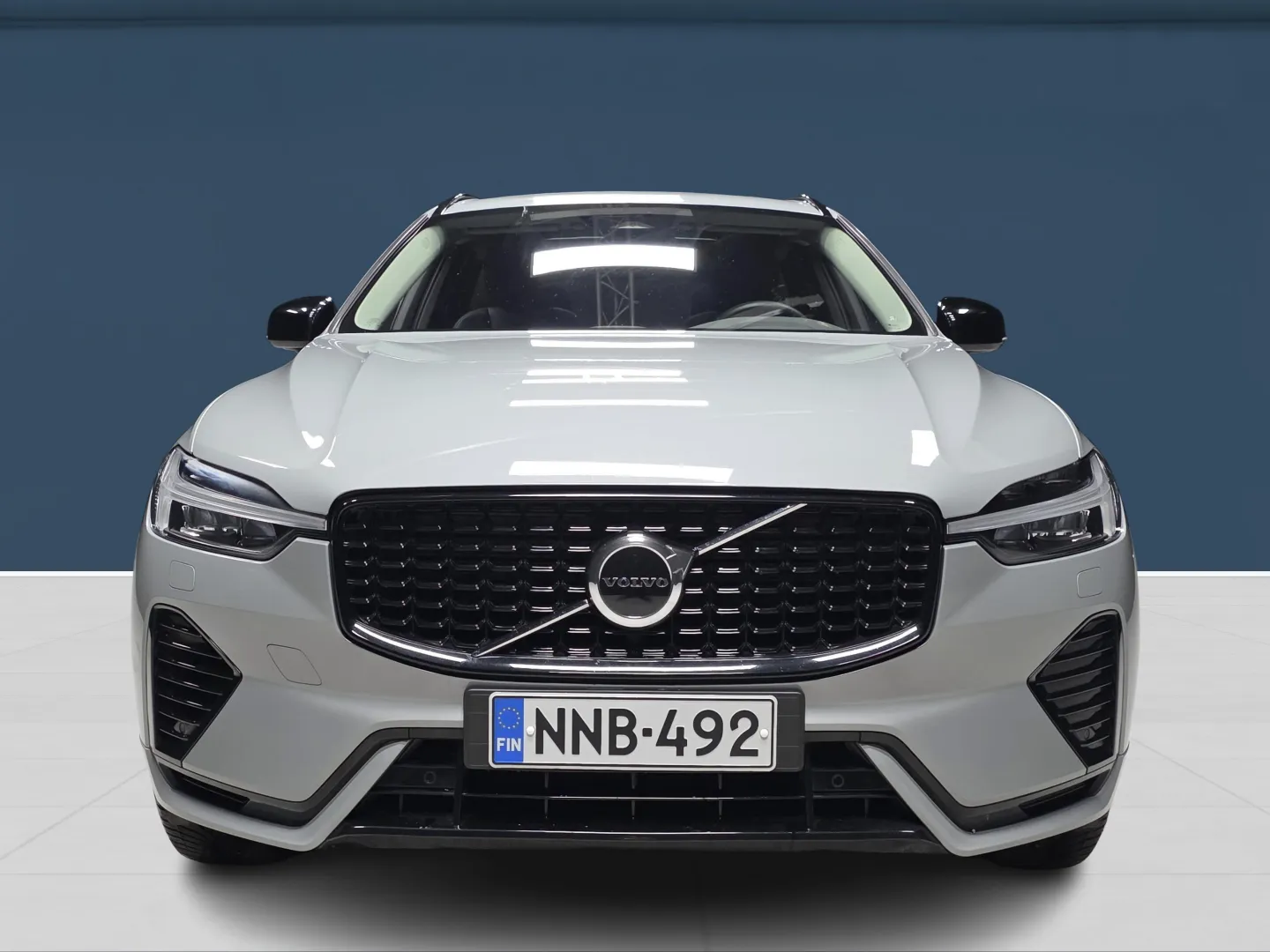 Autokuva 2 - NNB-492