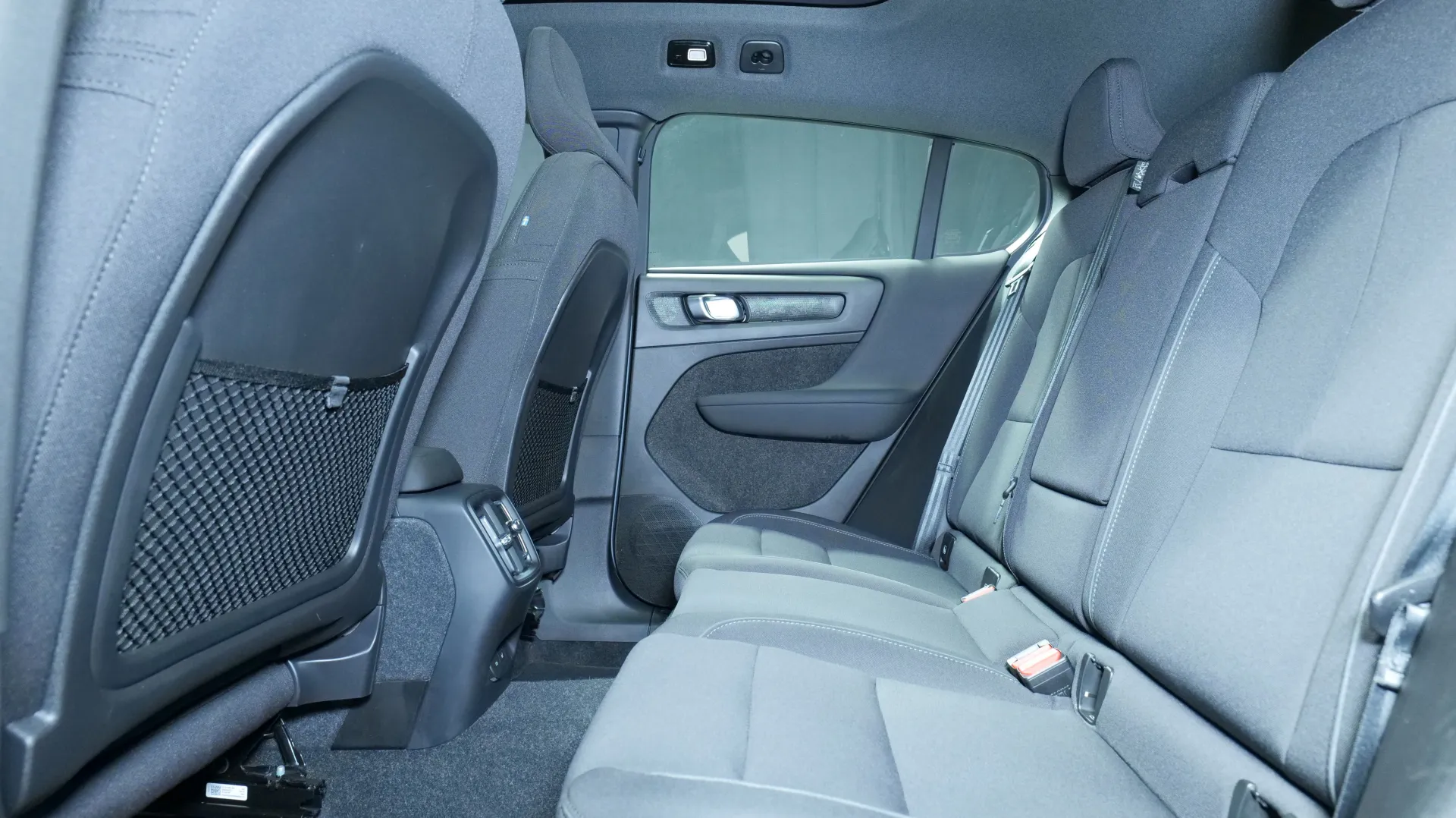 Autokuva 16 - NNC-655