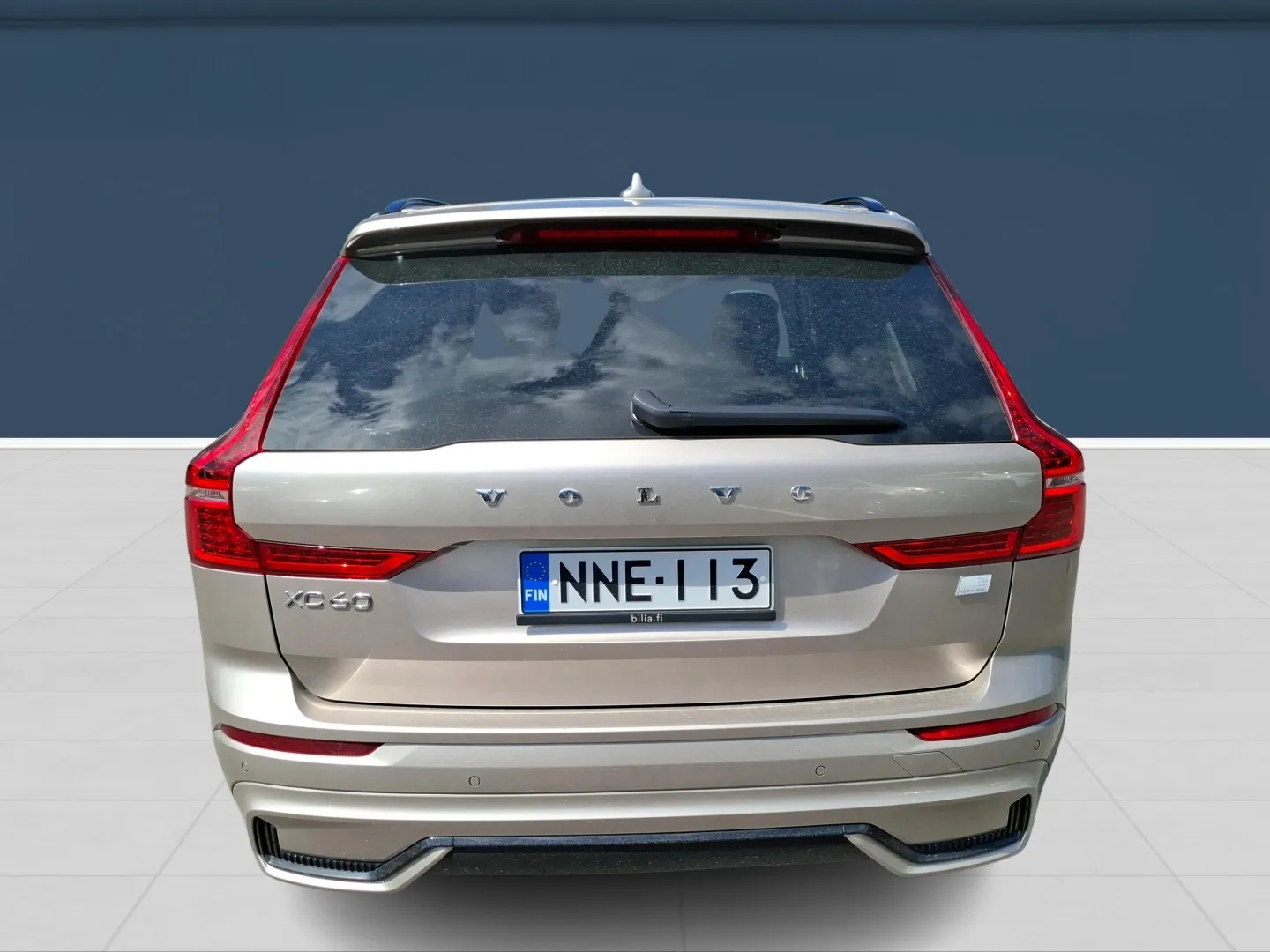 Autokuva 5 - NNE-113