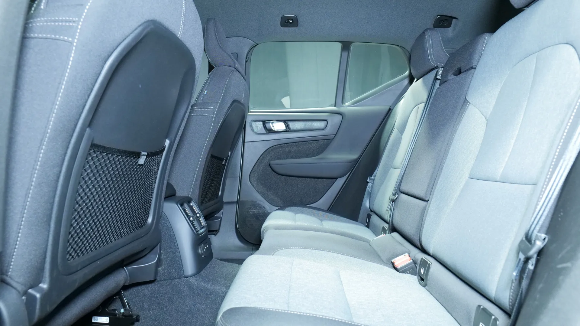 Autokuva 16 - NNE-792