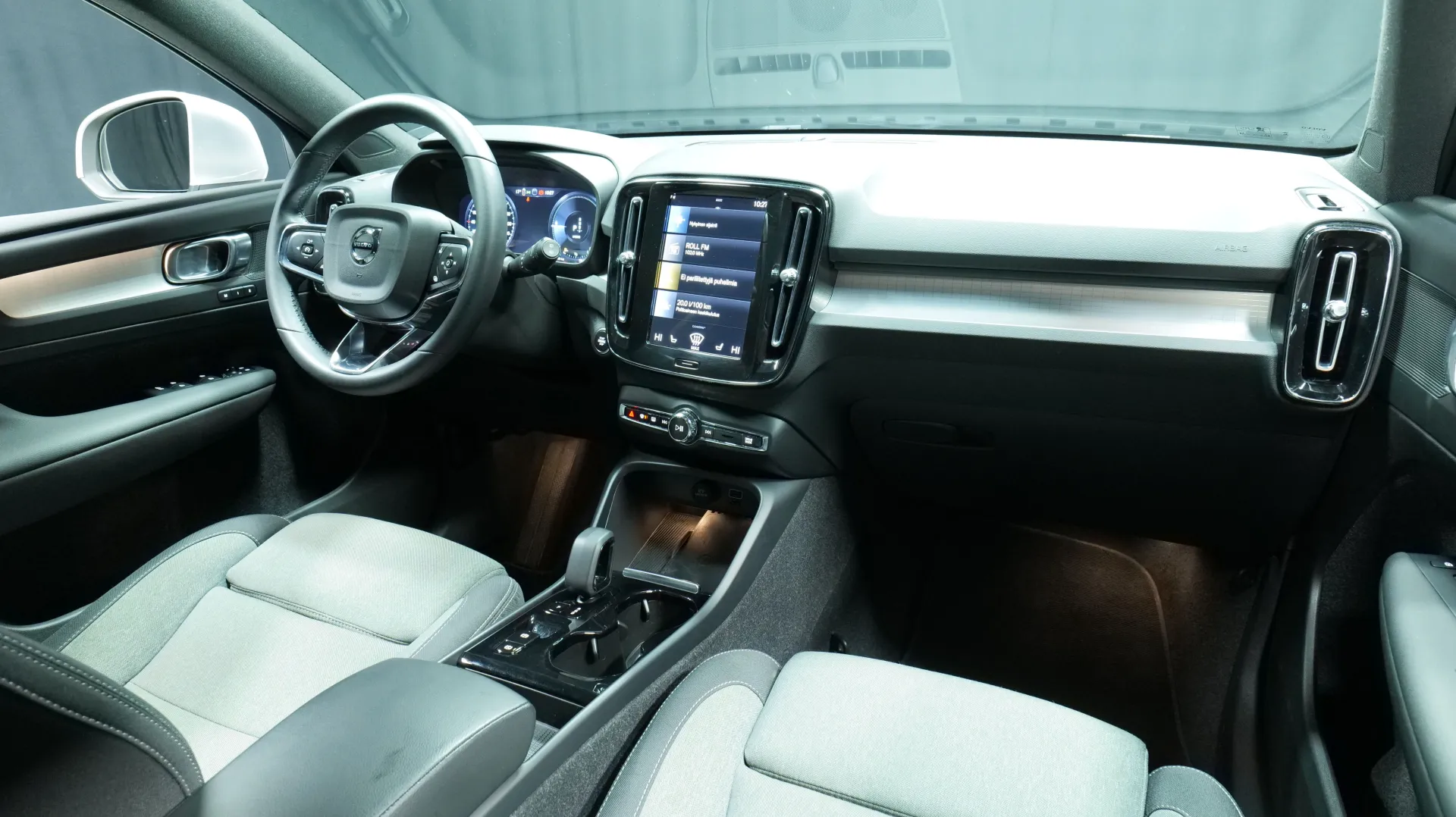 Autokuva 18 - NNE-792