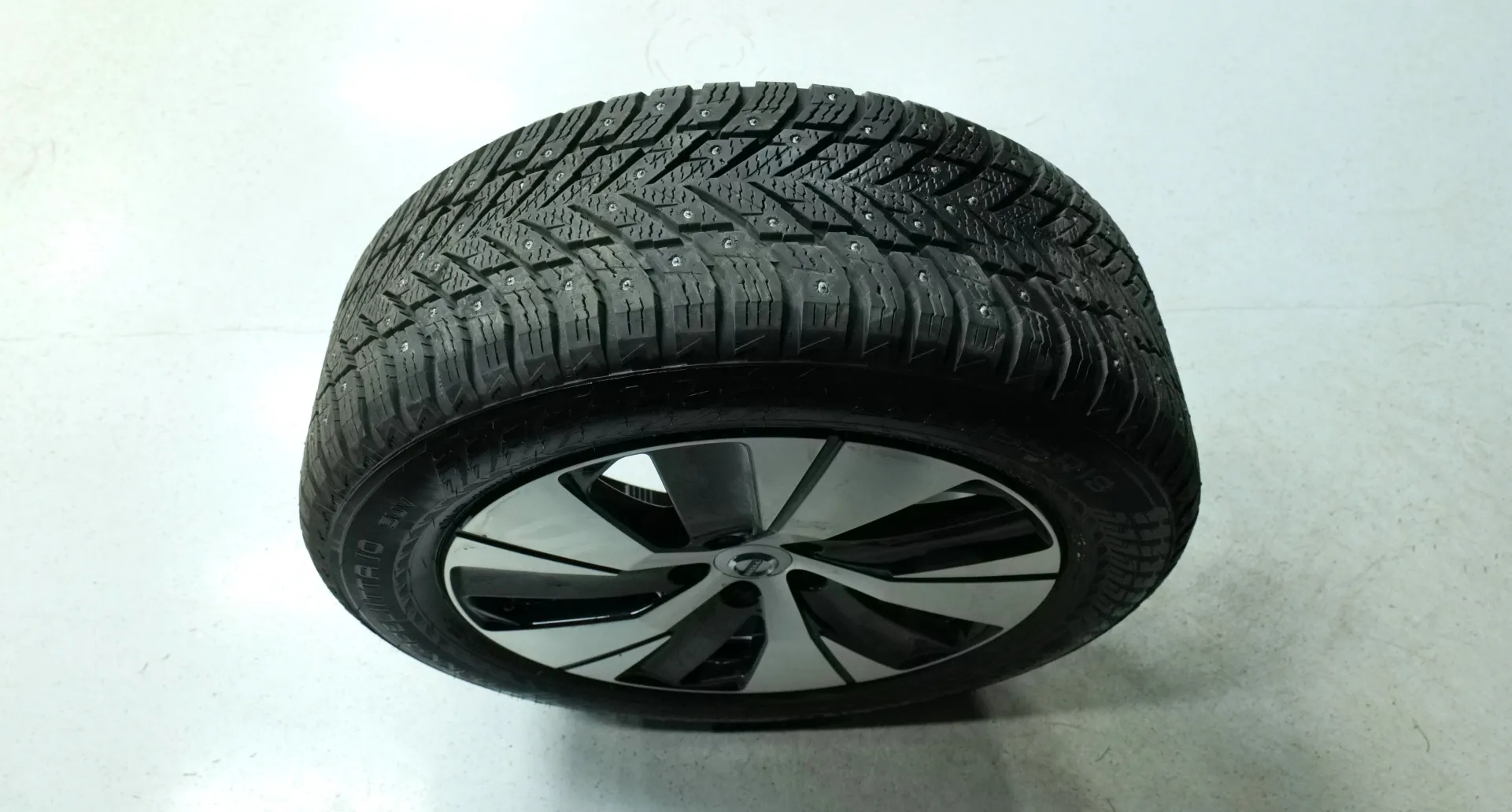 Autokuva 20 - NNE-792