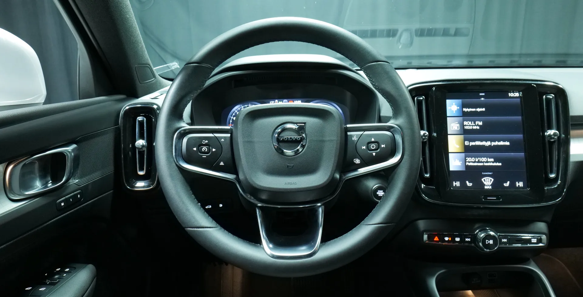 Autokuva 15 - NNE-792