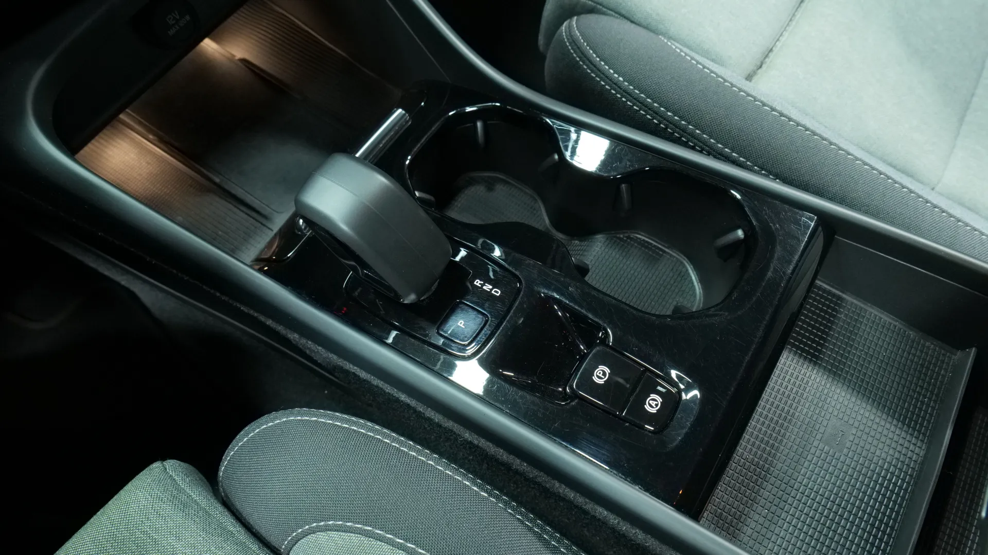 Autokuva 10 - NNE-794