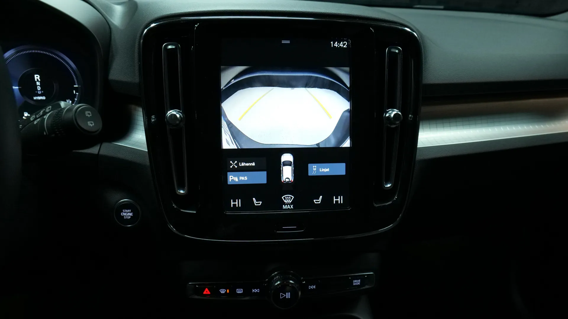 Autokuva 9 - NNE-794