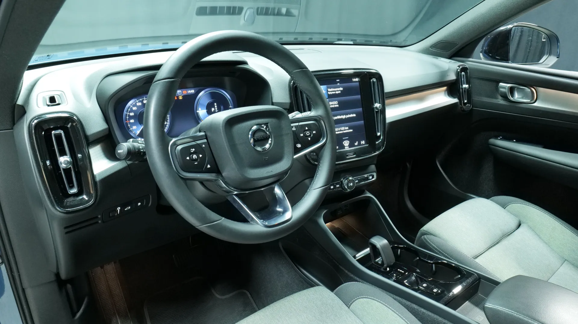 Autokuva 13 - NNE-794