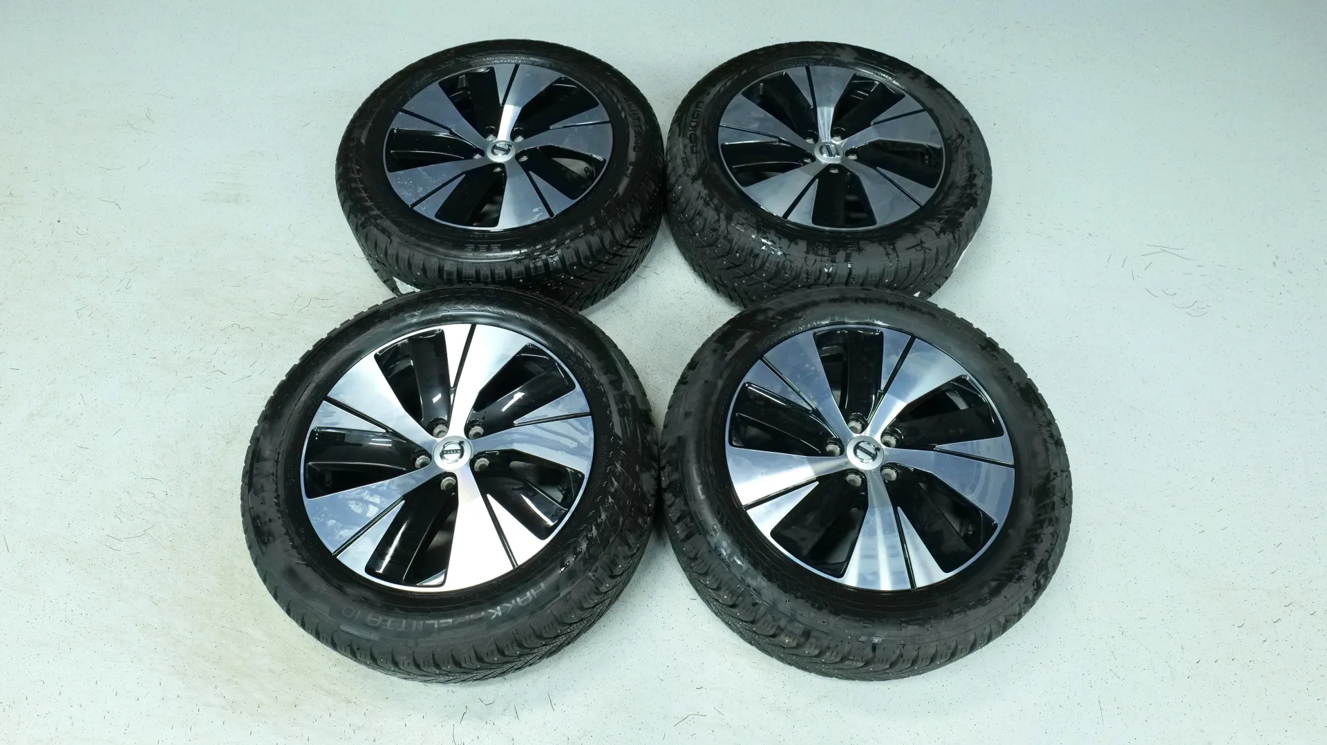 Autokuva 19 - NNE-794