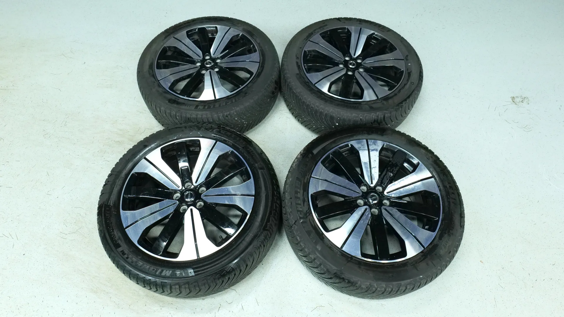 Autokuva 19 - NNE-795