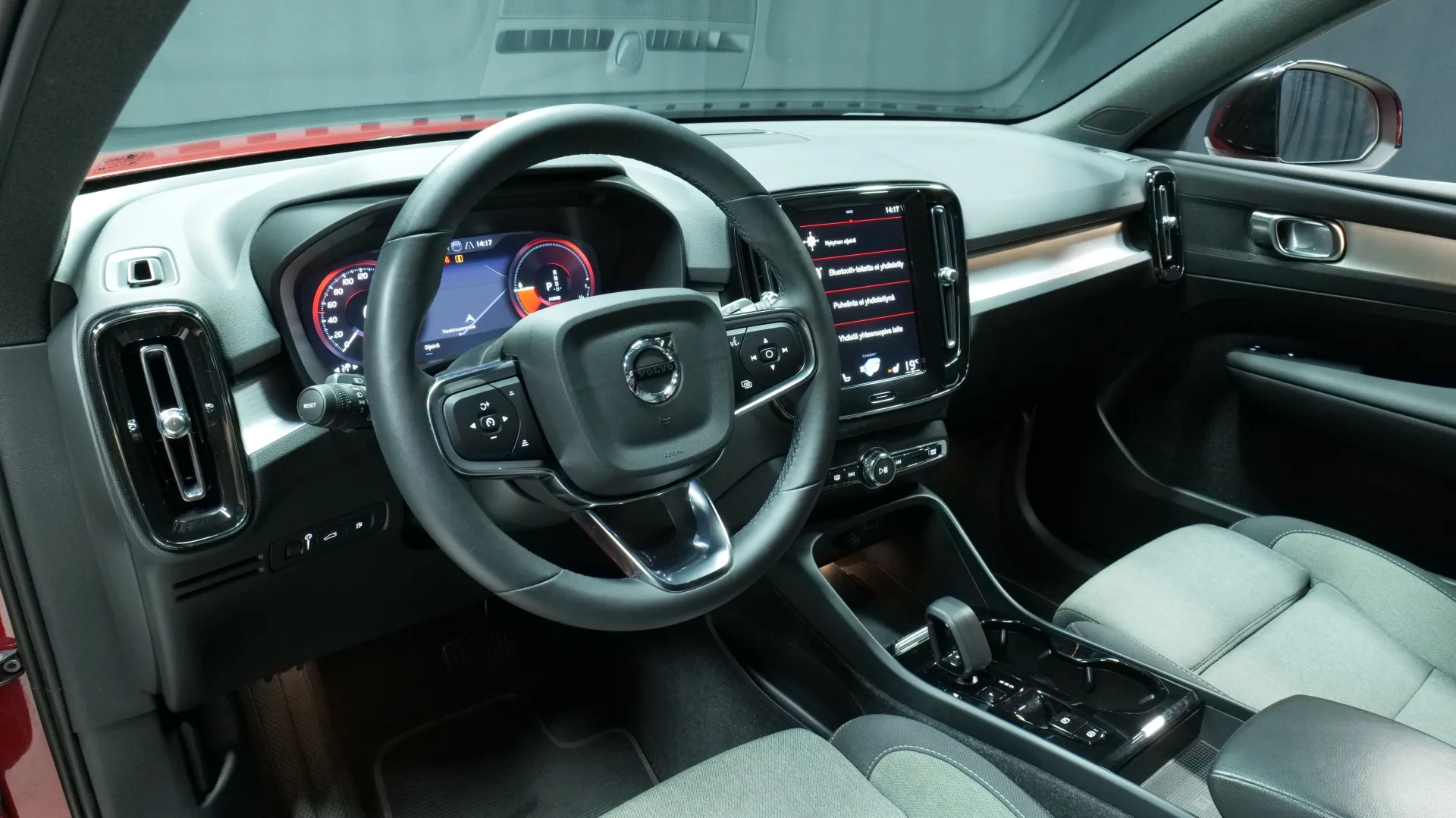 Autokuva 13 - NNE-796