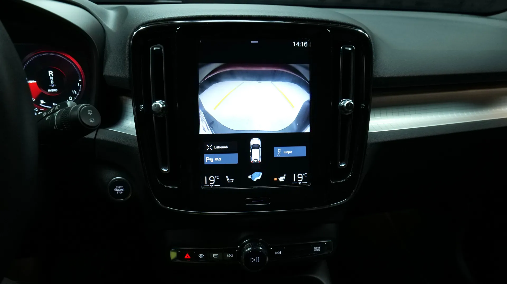 Autokuva 9 - NNE-796