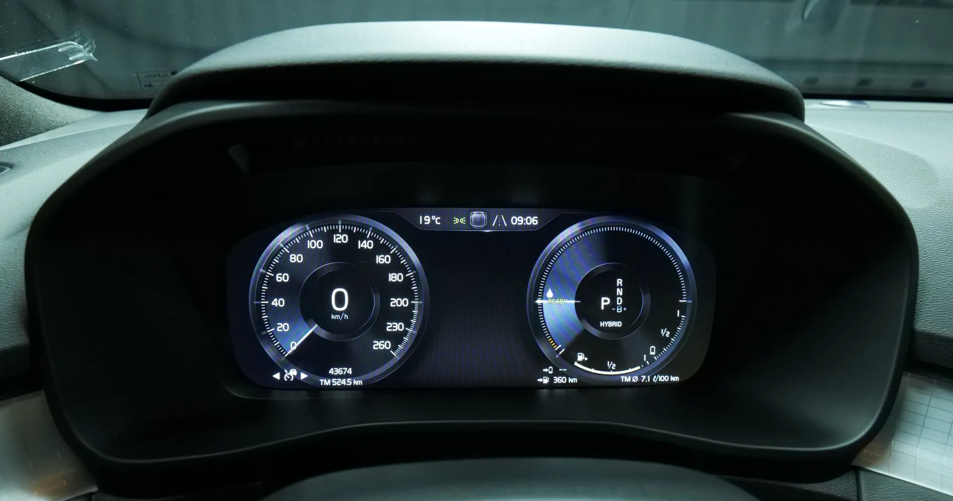 Autokuva 6 - NNE-809