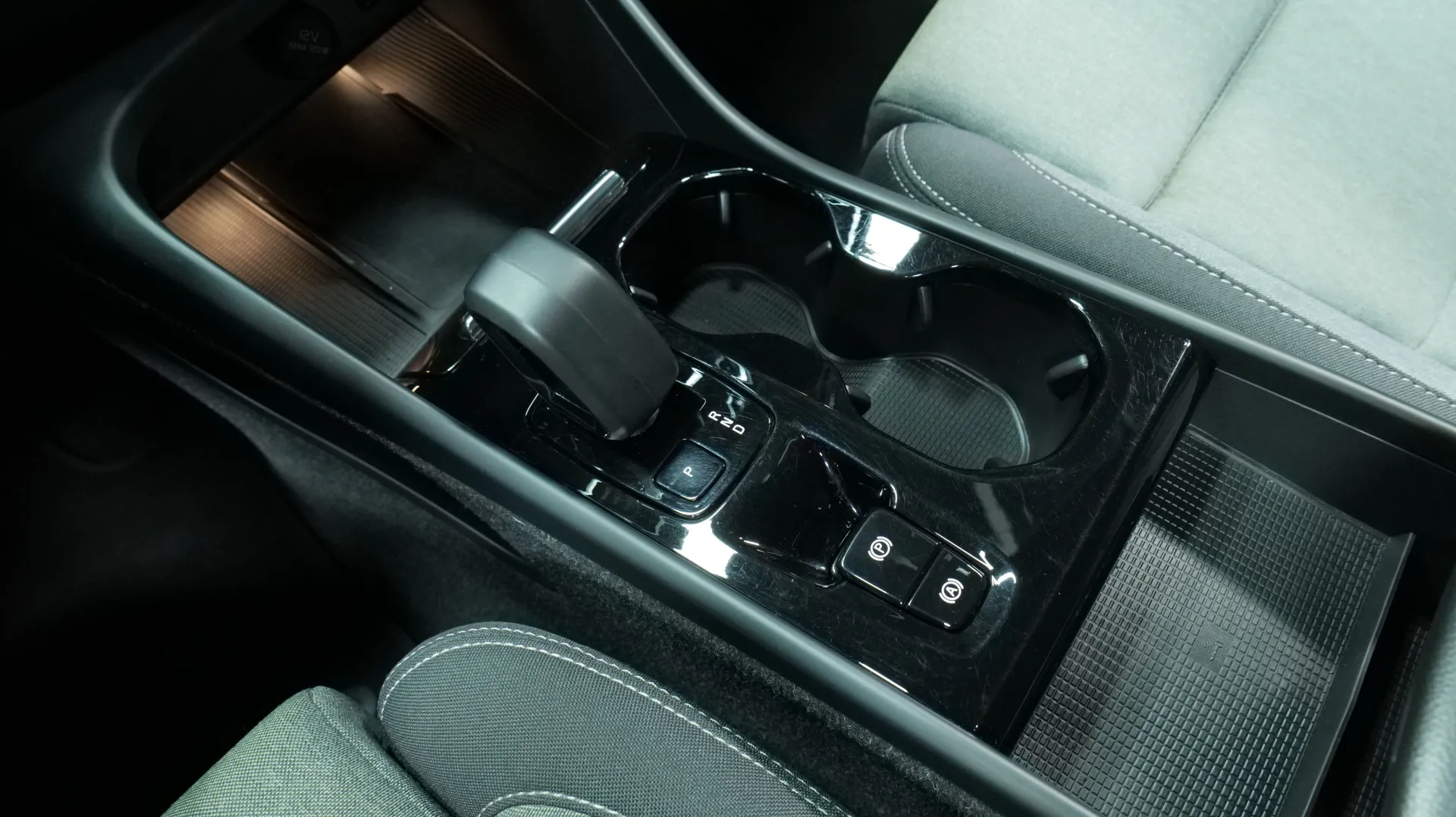 Autokuva 10 - NNE-809