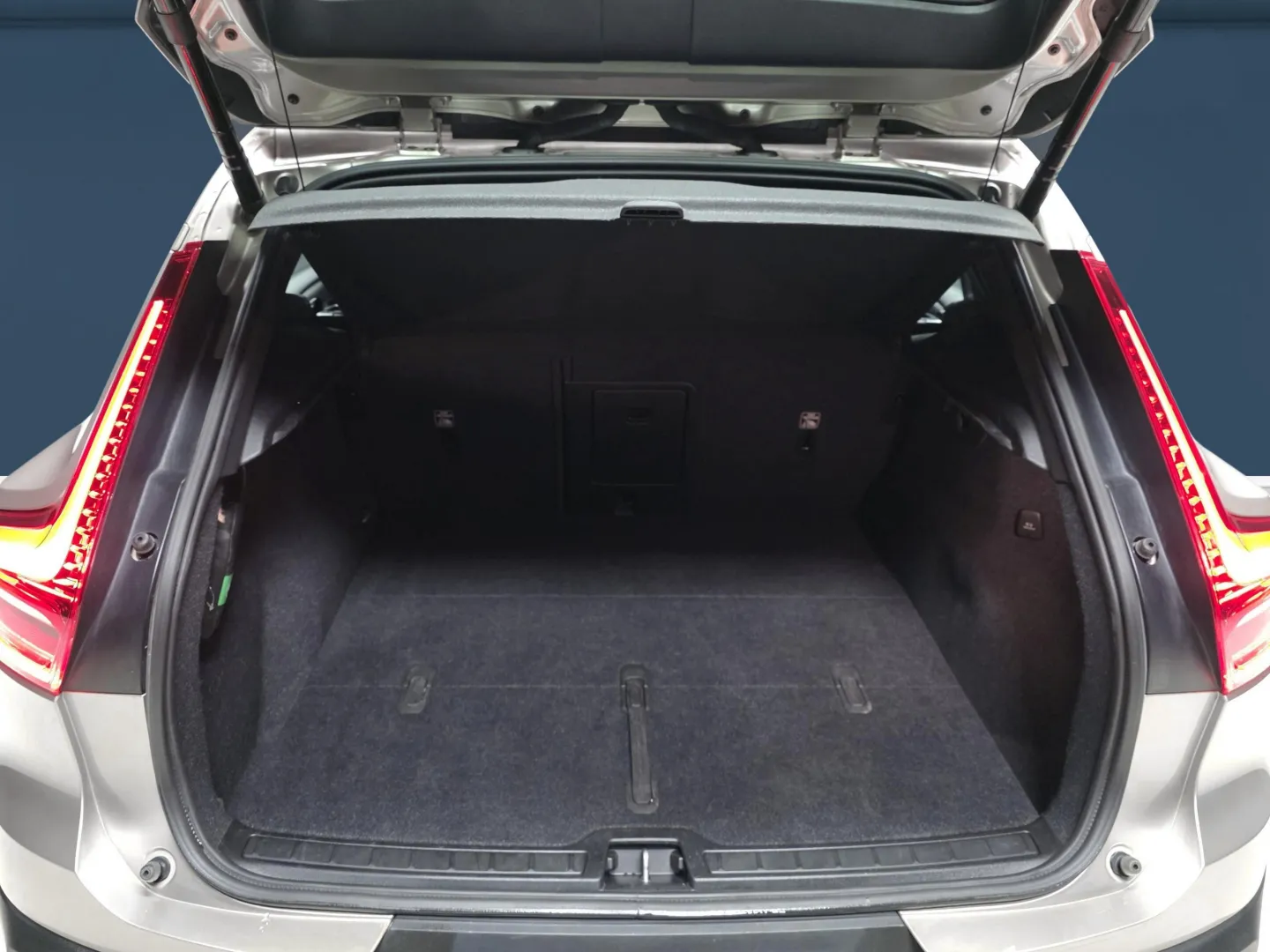 Autokuva 11 - NNM-288