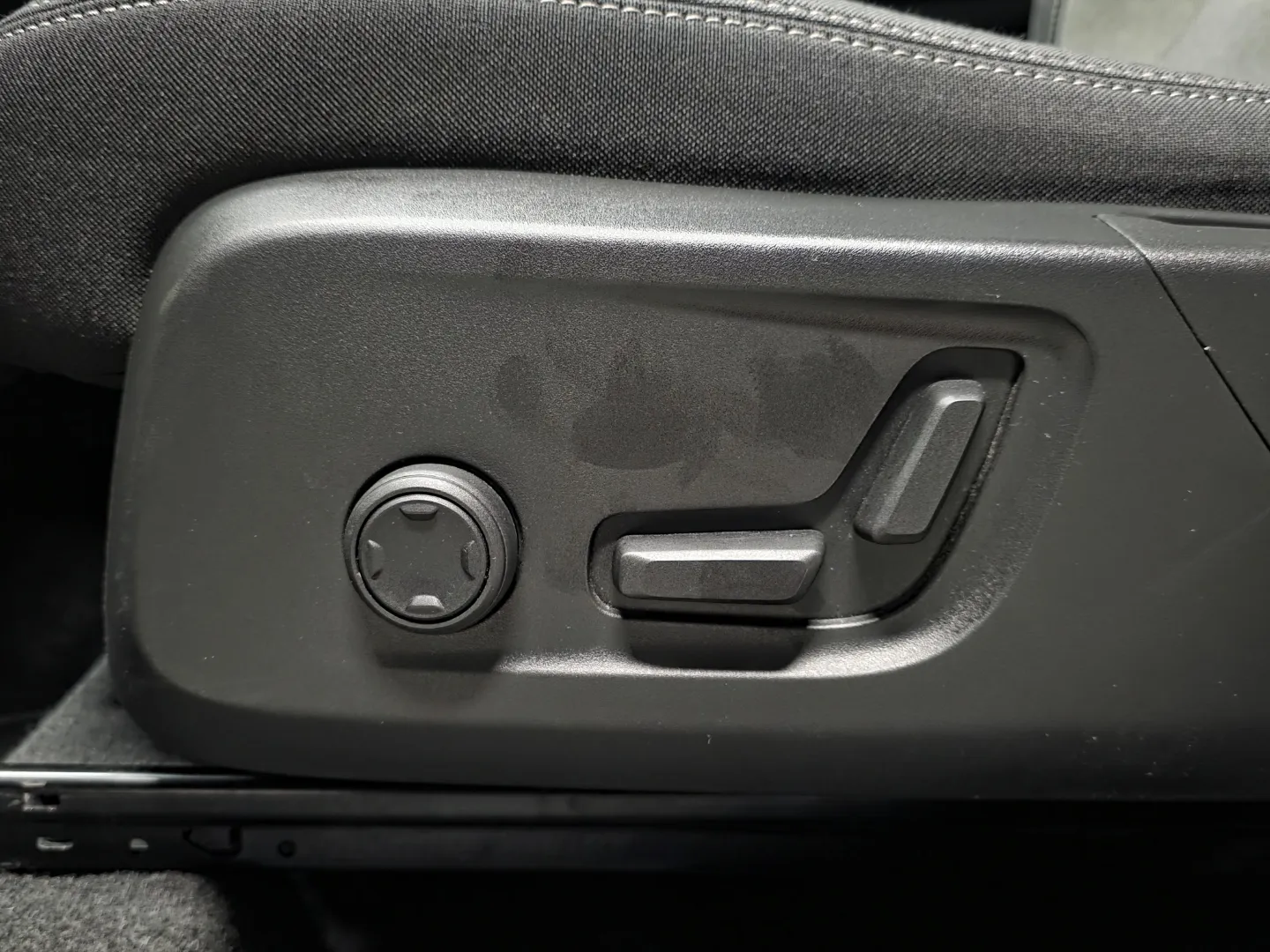 Autokuva 15 - NNM-288