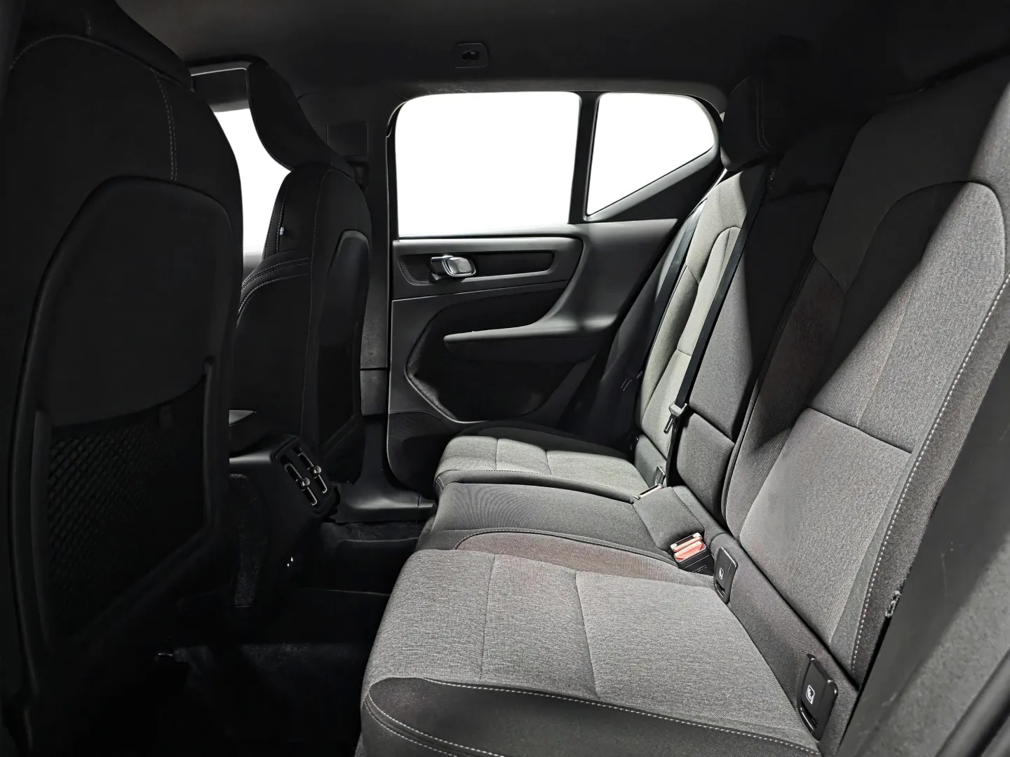 Autokuva 9 - NNM-288