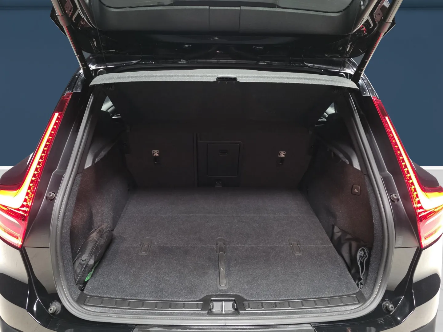 Autokuva 11 - NNM-289