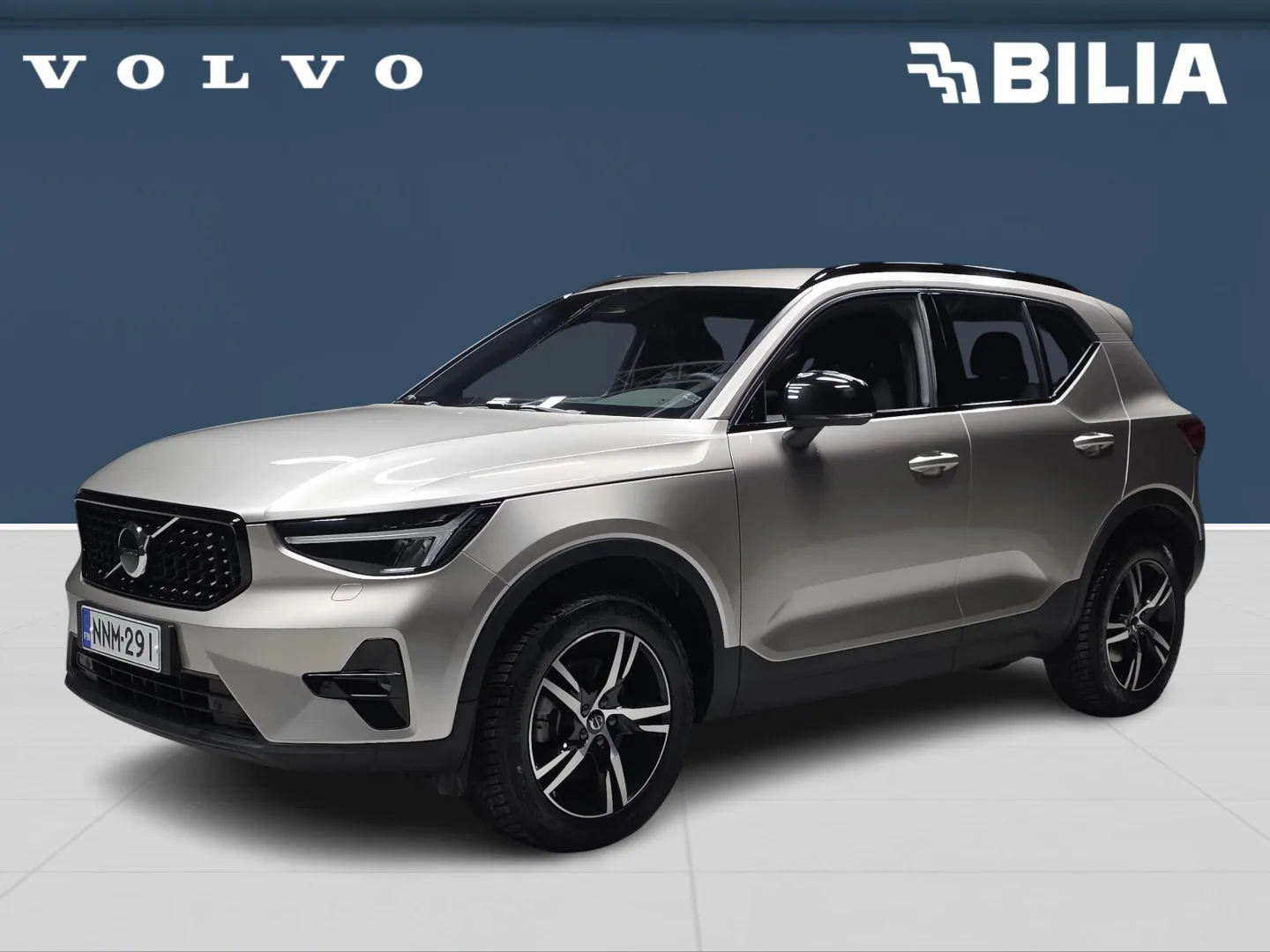 Autokuva 1 - NNM-291