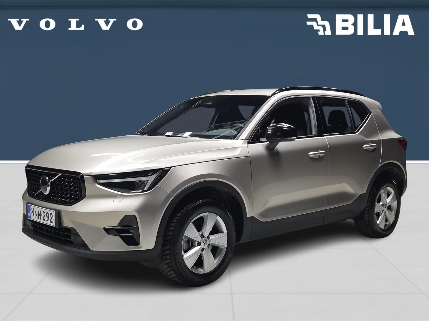 Autokuva 1 - NNM-292