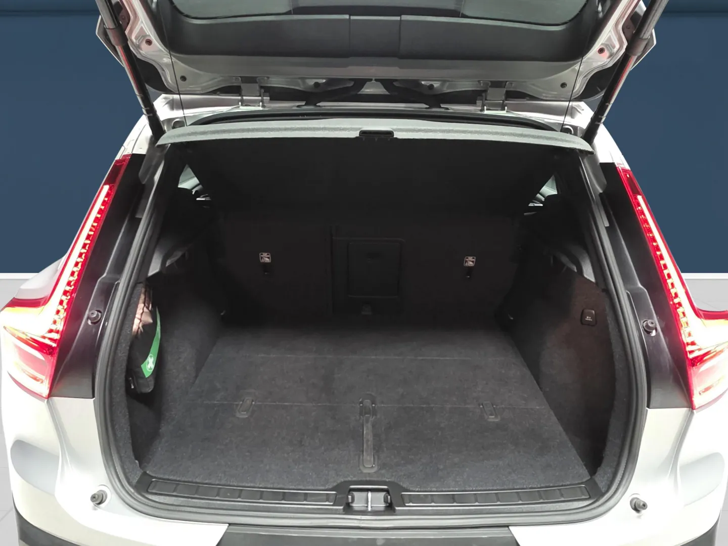 Autokuva 11 - NNM-295