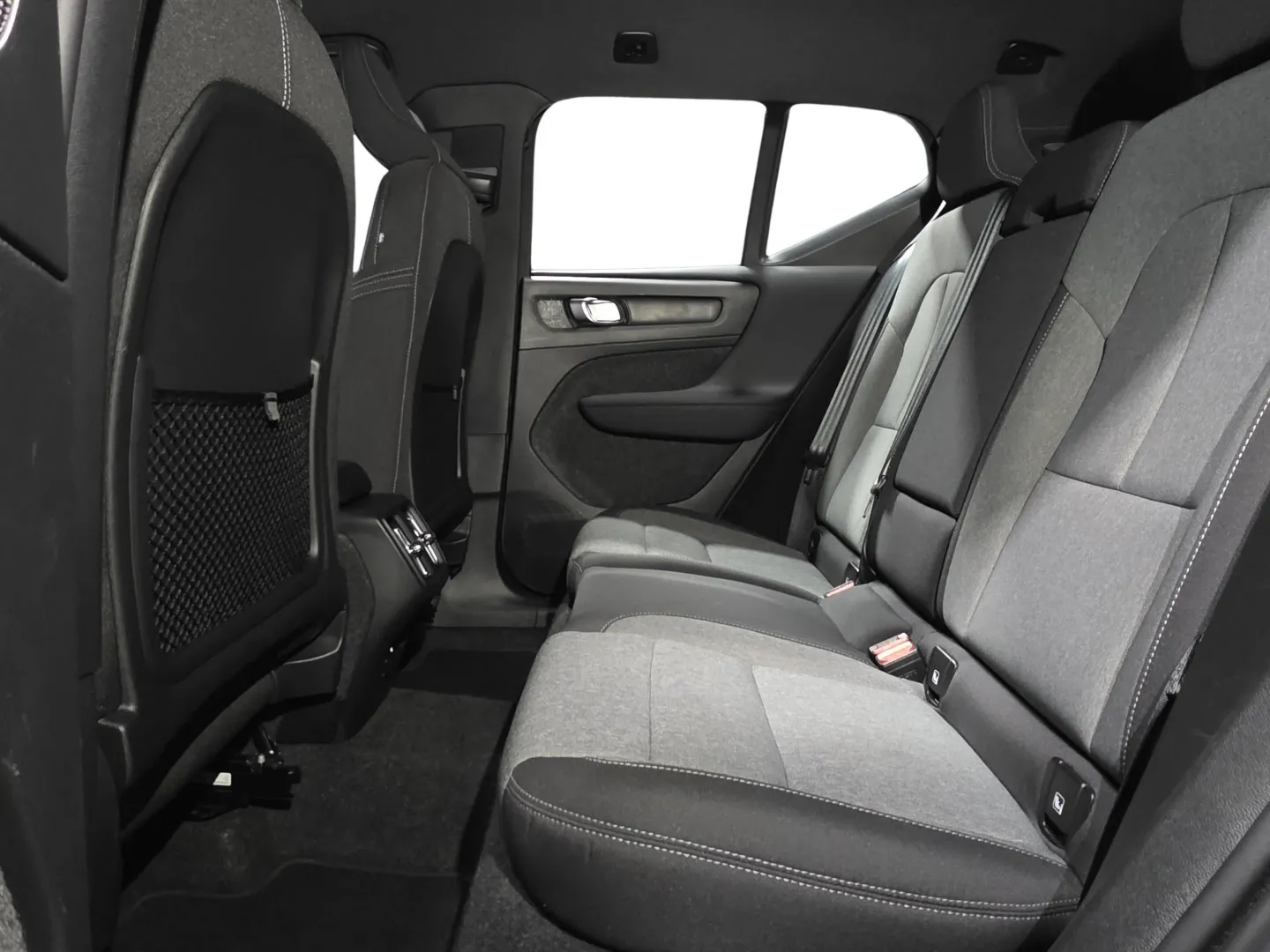 Autokuva 9 - NNM-295