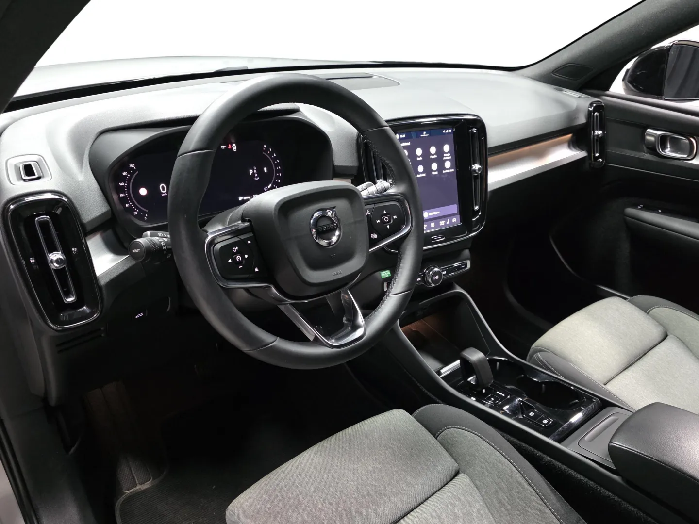 Autokuva 8 - NNM-296