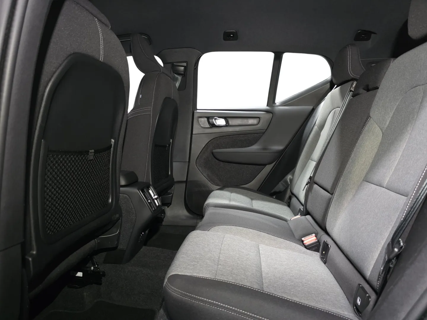 Autokuva 9 - NNM-296