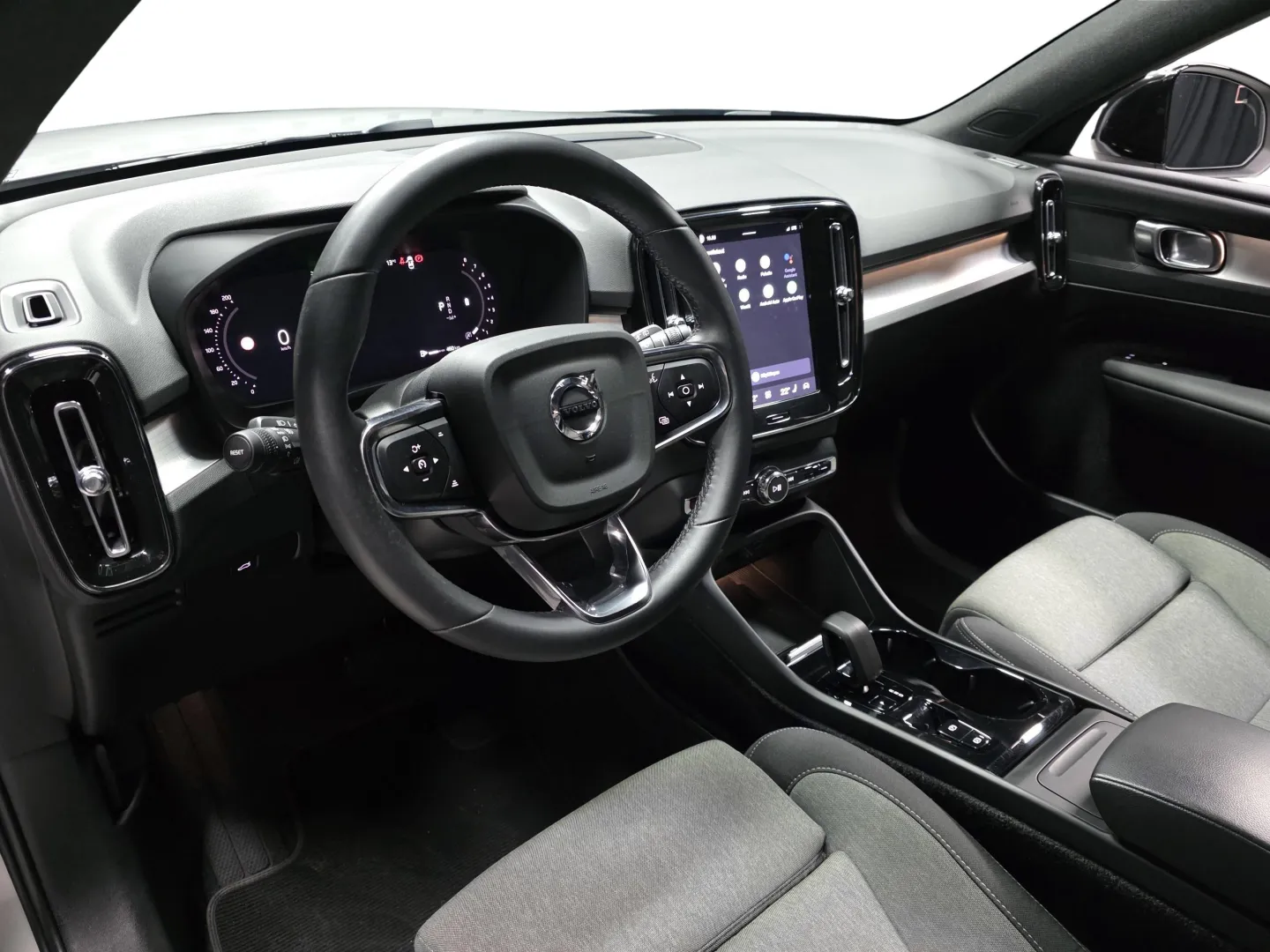 Autokuva 8 - NNM-298