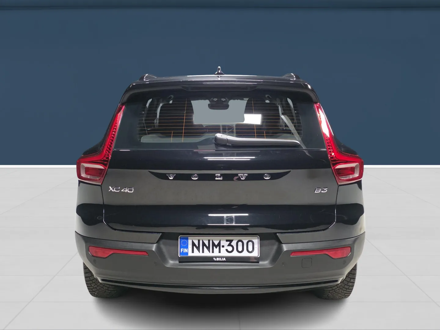 Autokuva 5 - NNM-300