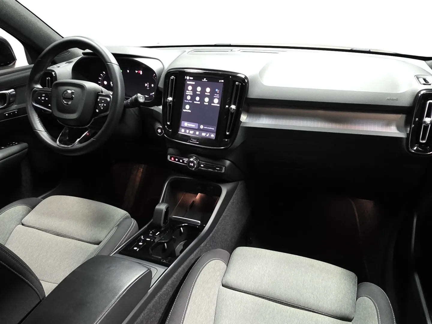 Autokuva 16 - NNM-314