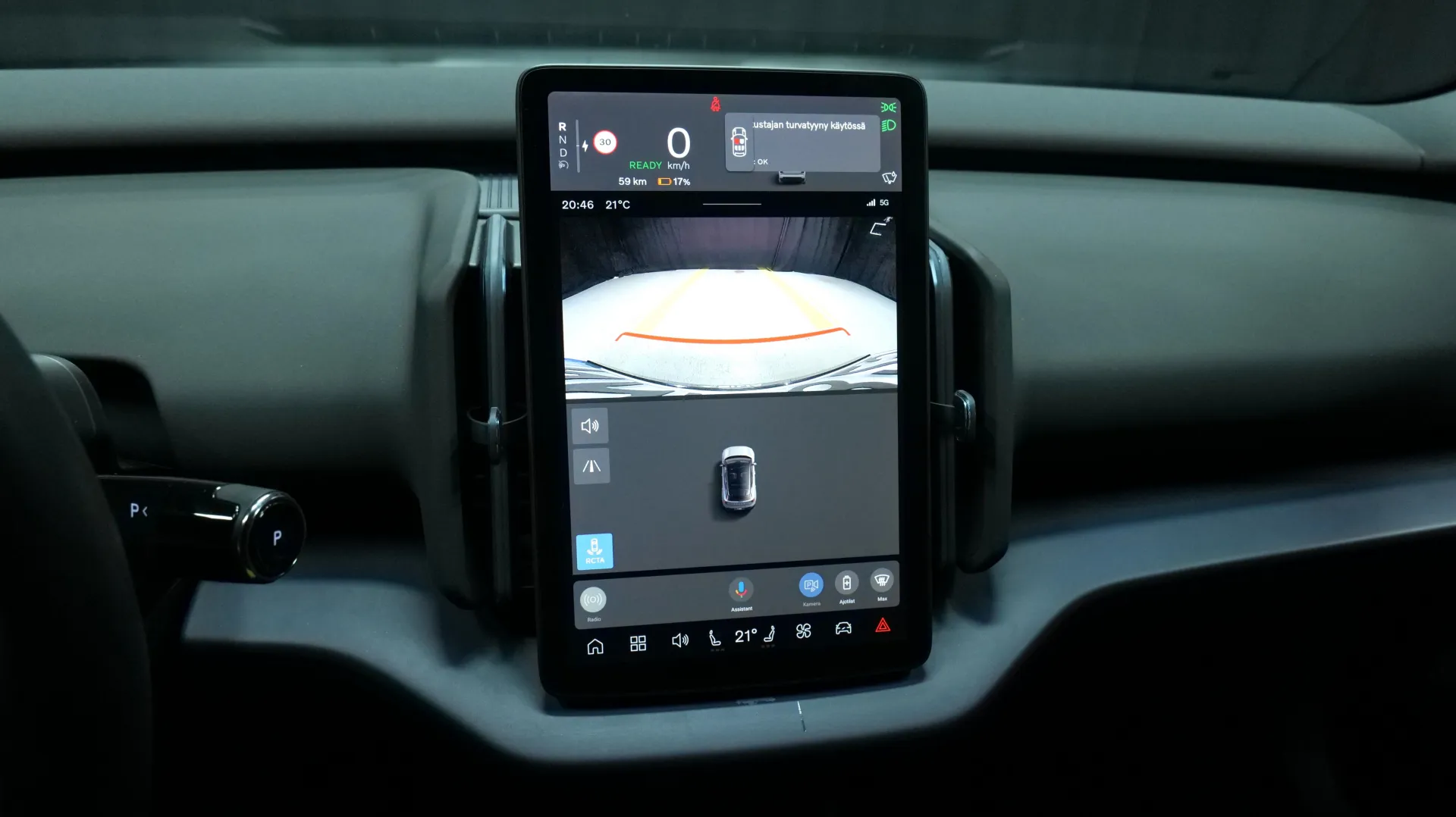 Autokuva 6 - NNN-825