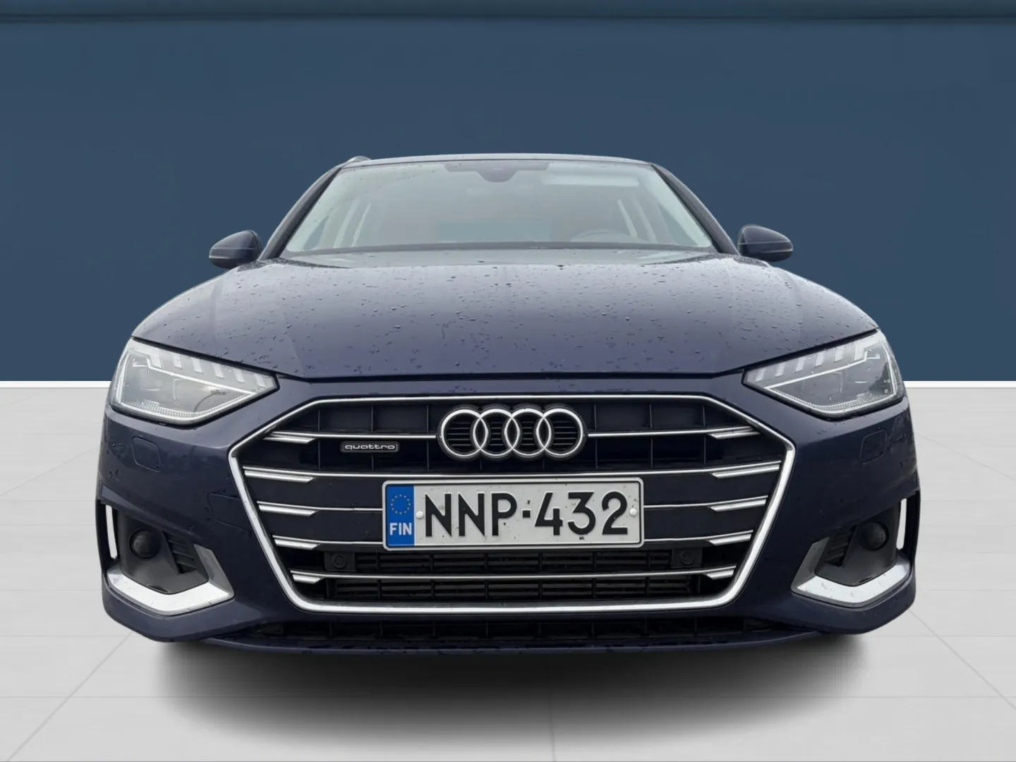 Autokuva 3 - NNP-432